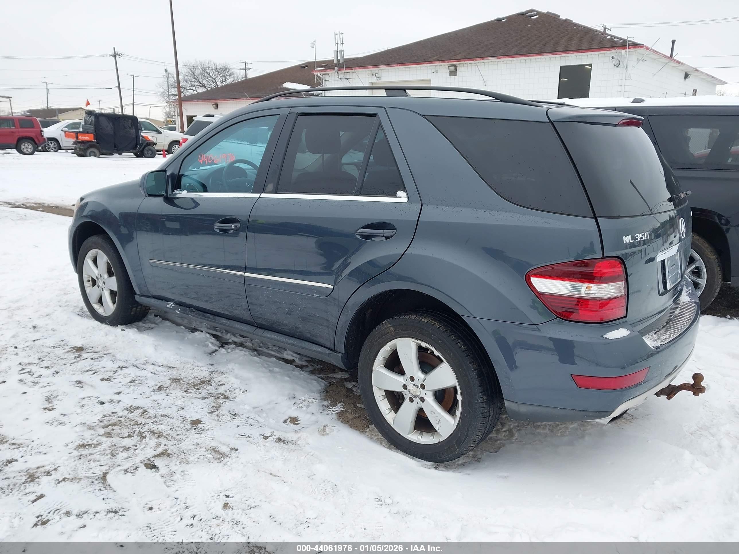 MERCEDES-BENZ ML image 3