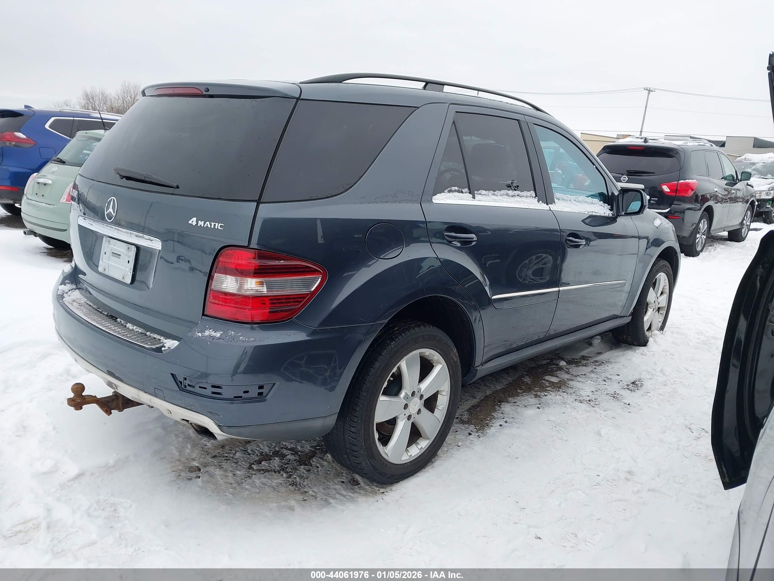 MERCEDES-BENZ ML image 4