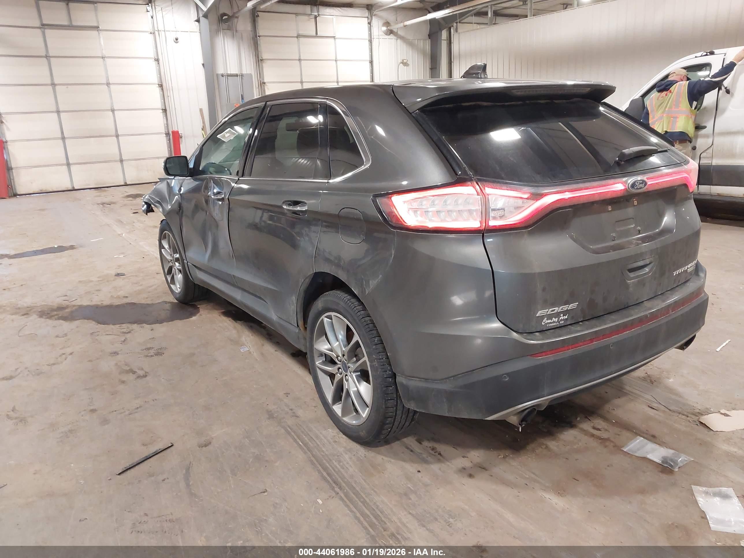 FORD EDGE image 3