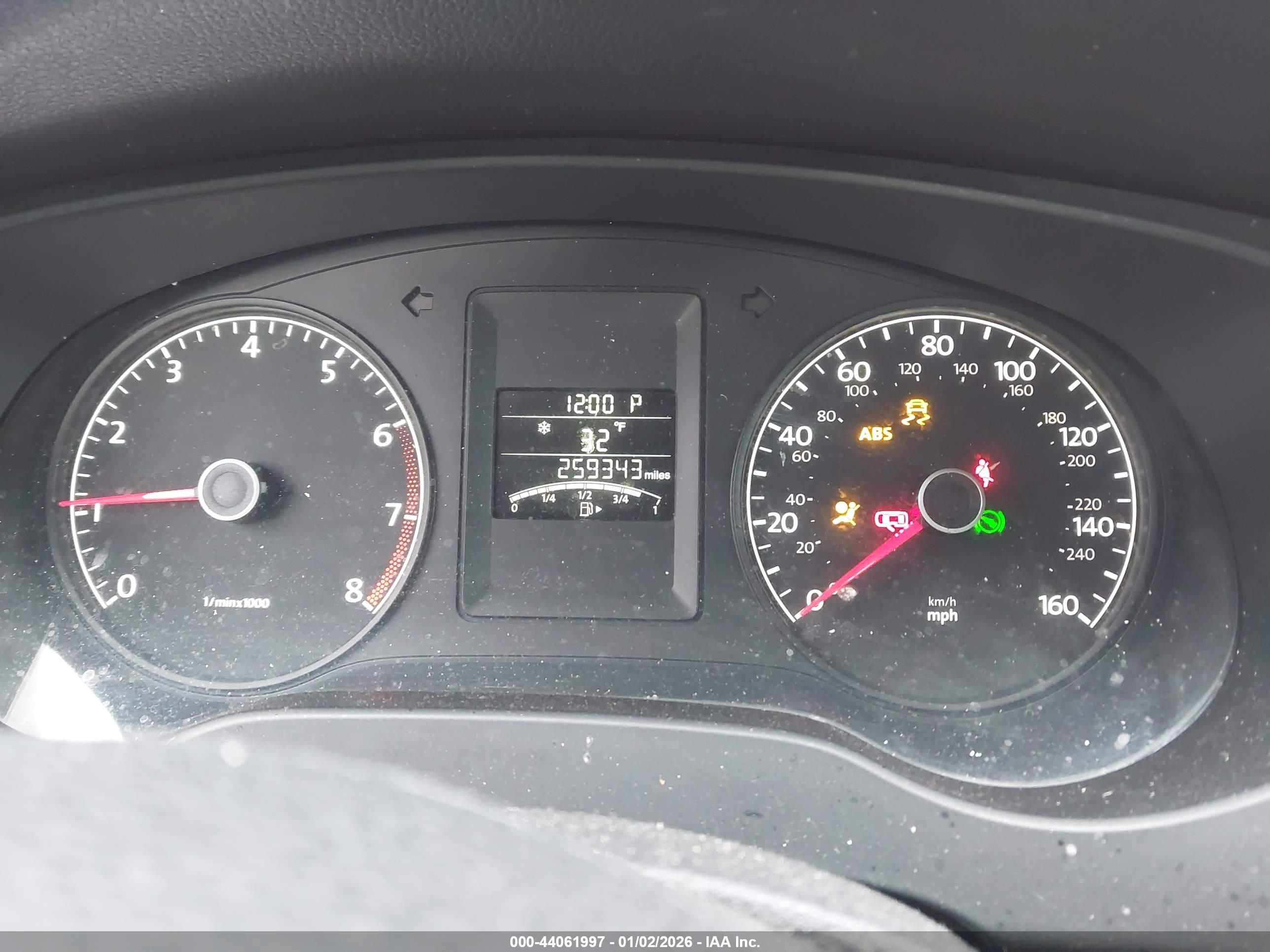 VOLKSWAGEN JETTA image 7