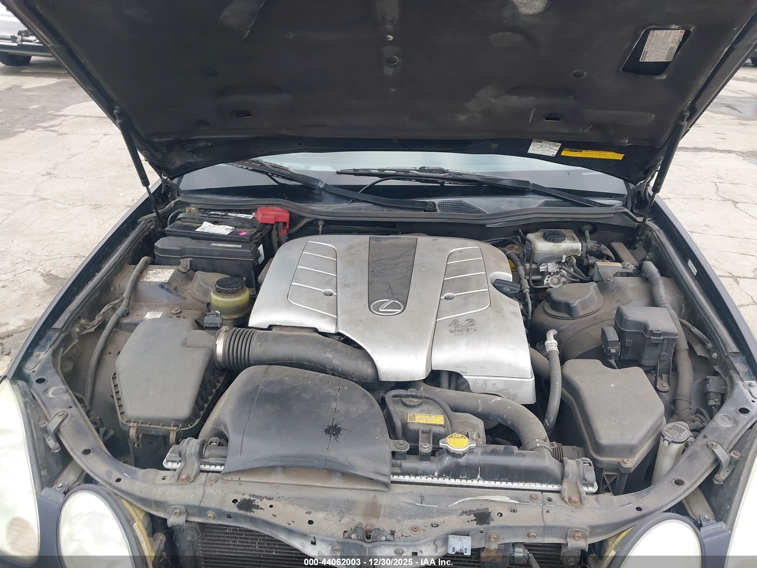 LEXUS GS image 10