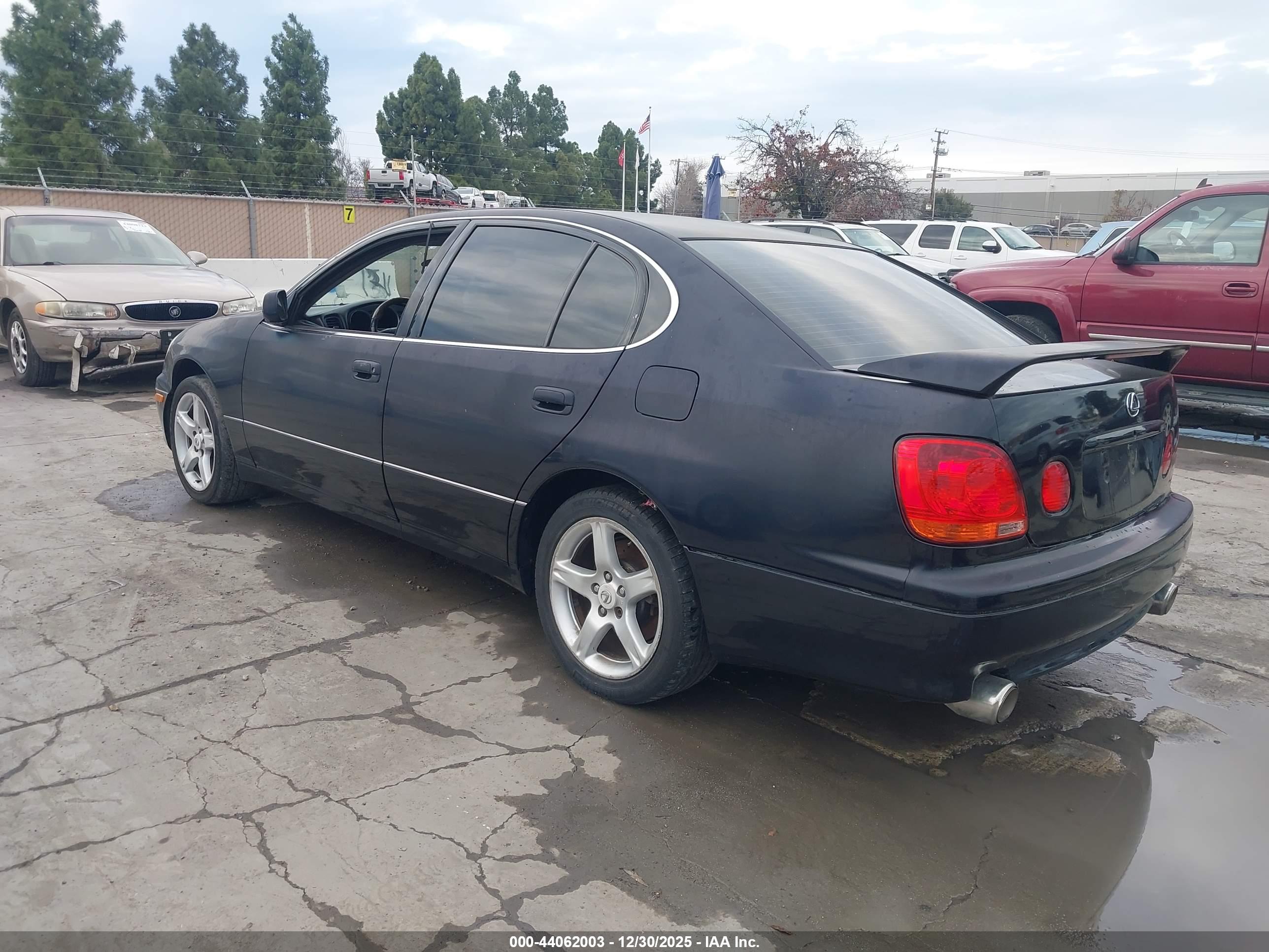 LEXUS GS image 3