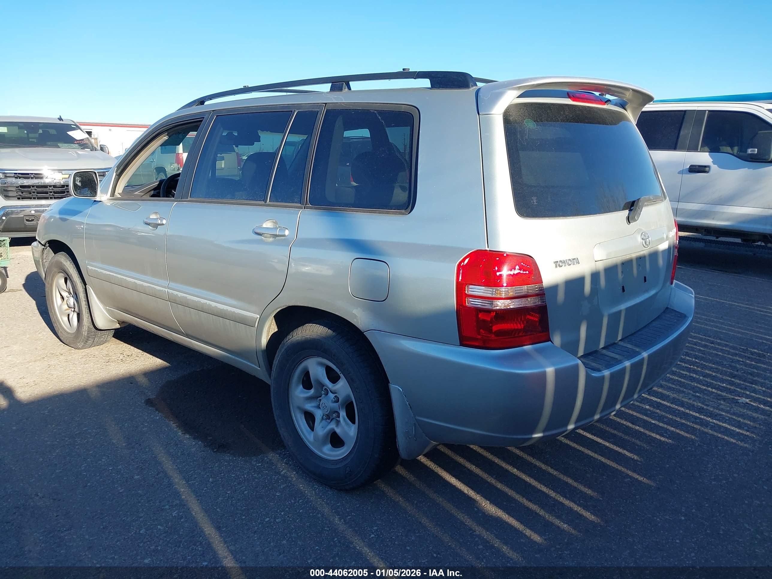 TOYOTA HIGHLANDER image 3