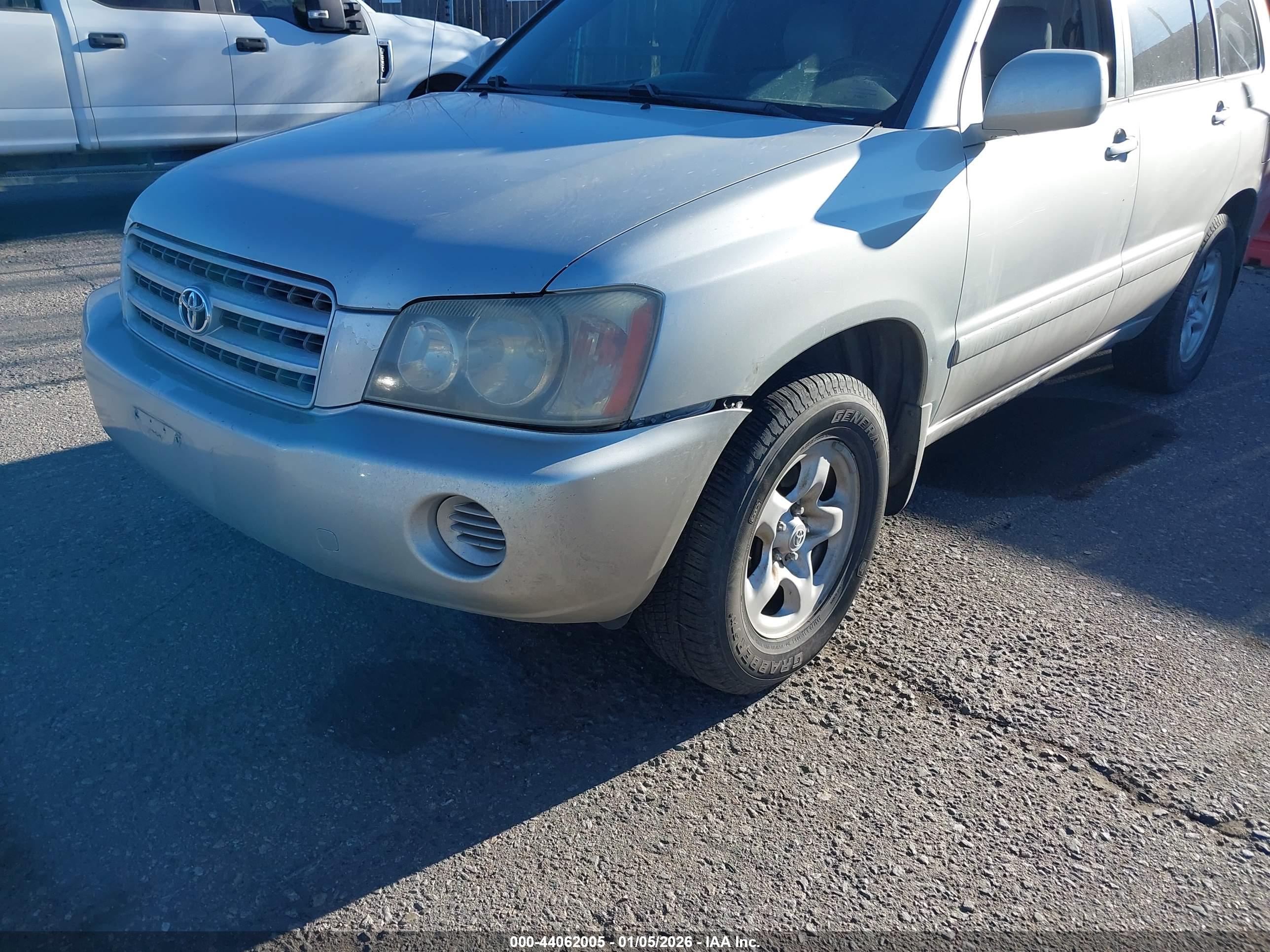 TOYOTA HIGHLANDER image 6