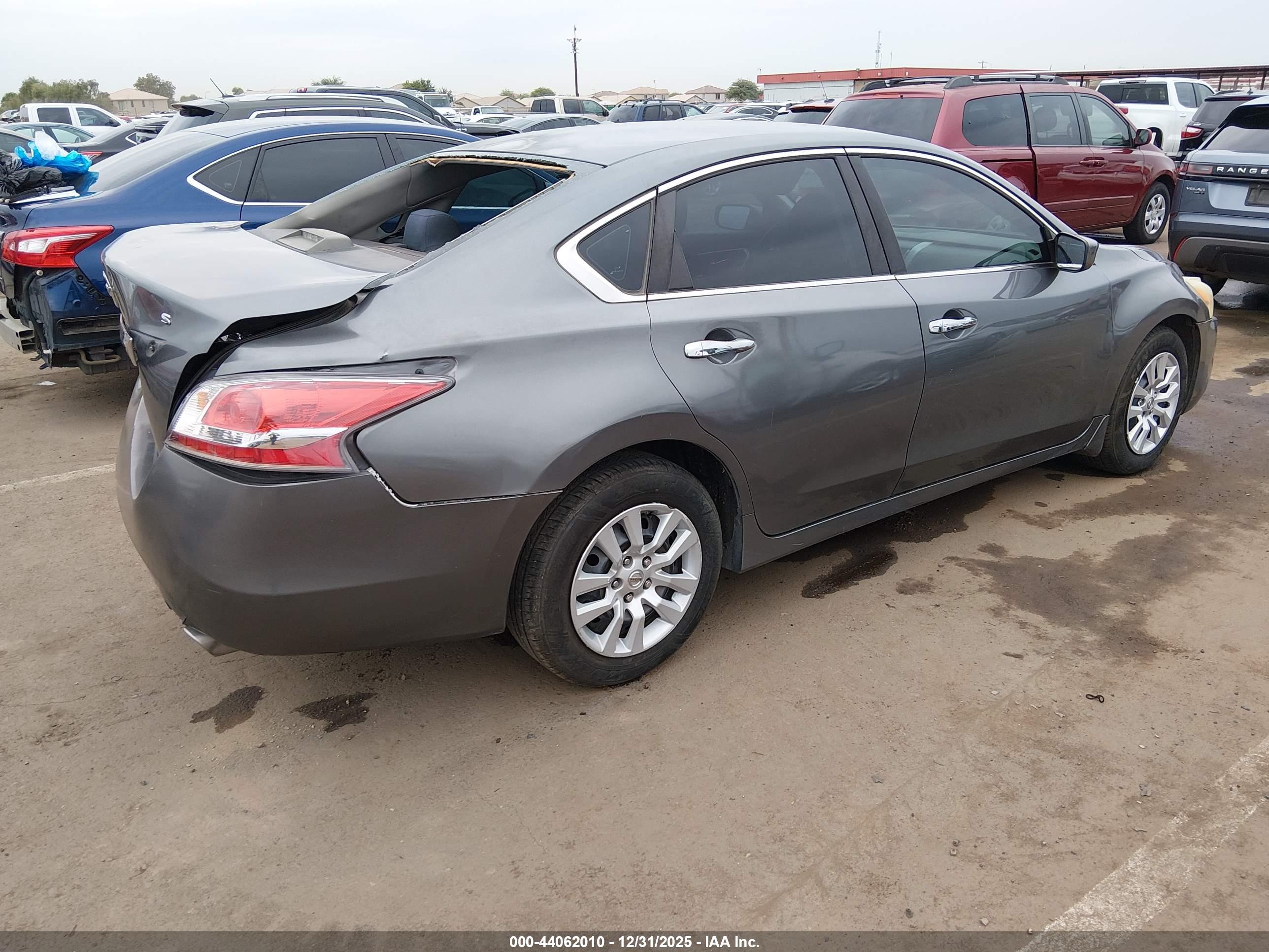 NISSAN ALTIMA image 4