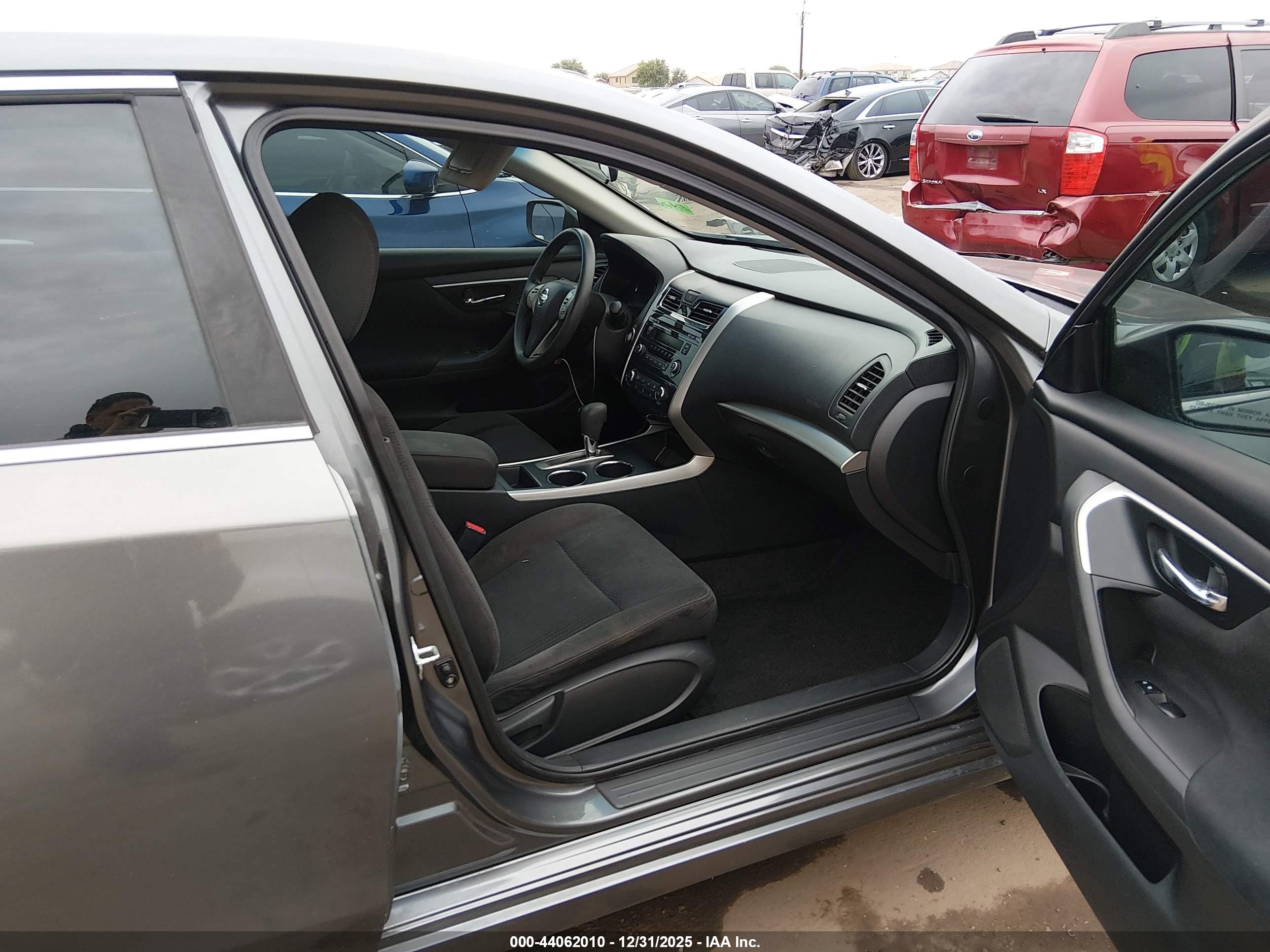 NISSAN ALTIMA image 5