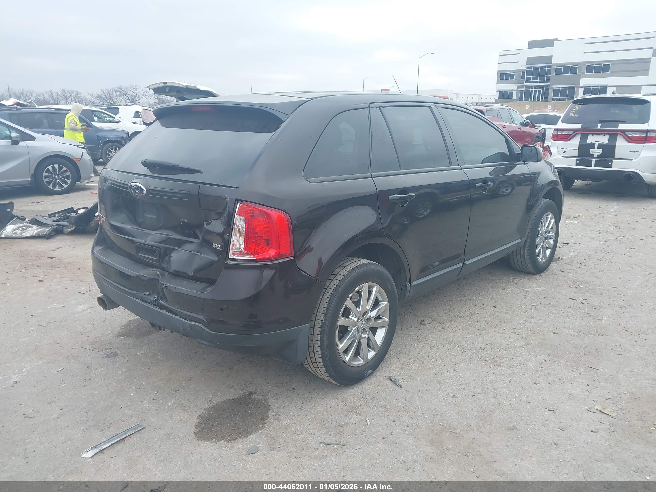 FORD EDGE image 4