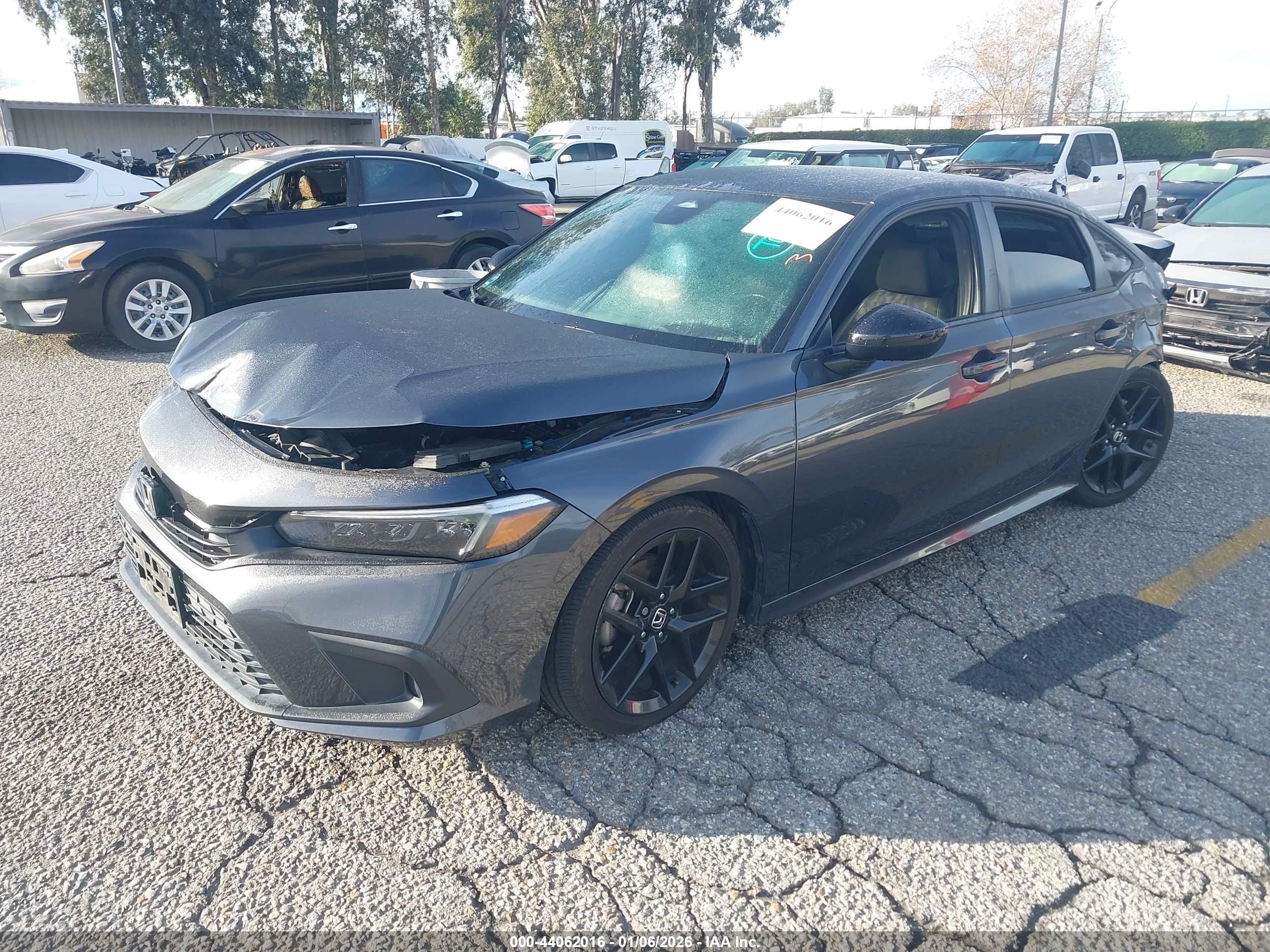 HONDA CIVIC image 2