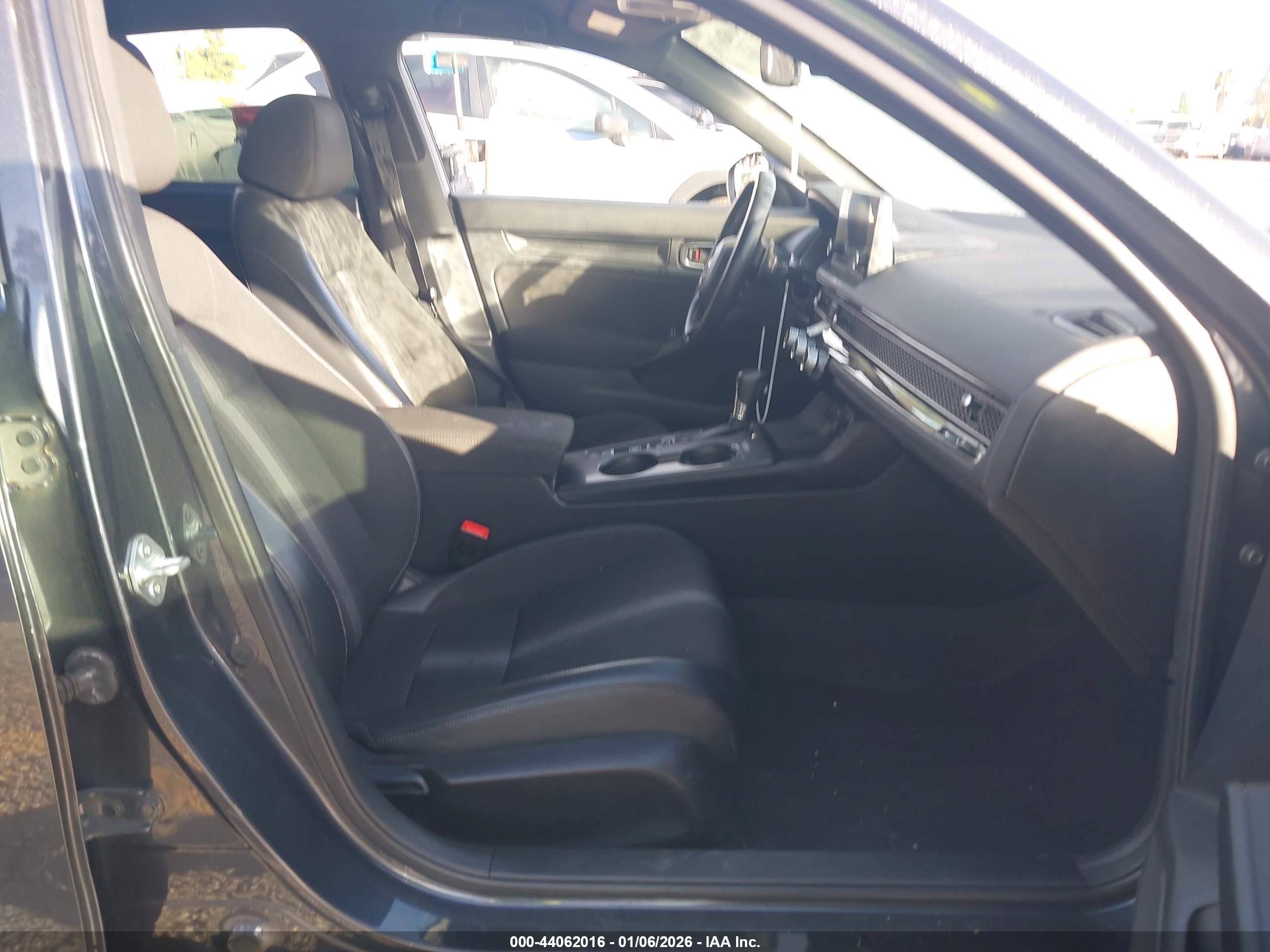 HONDA CIVIC image 5