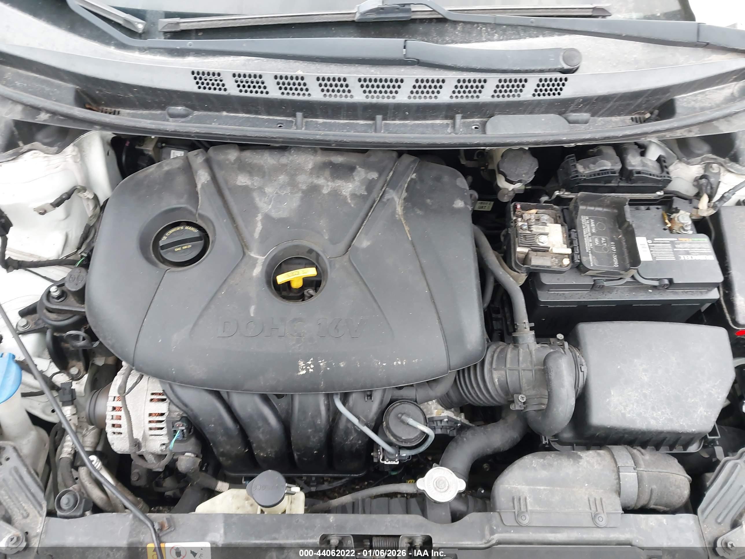 HYUNDAI ELANTRA image 10