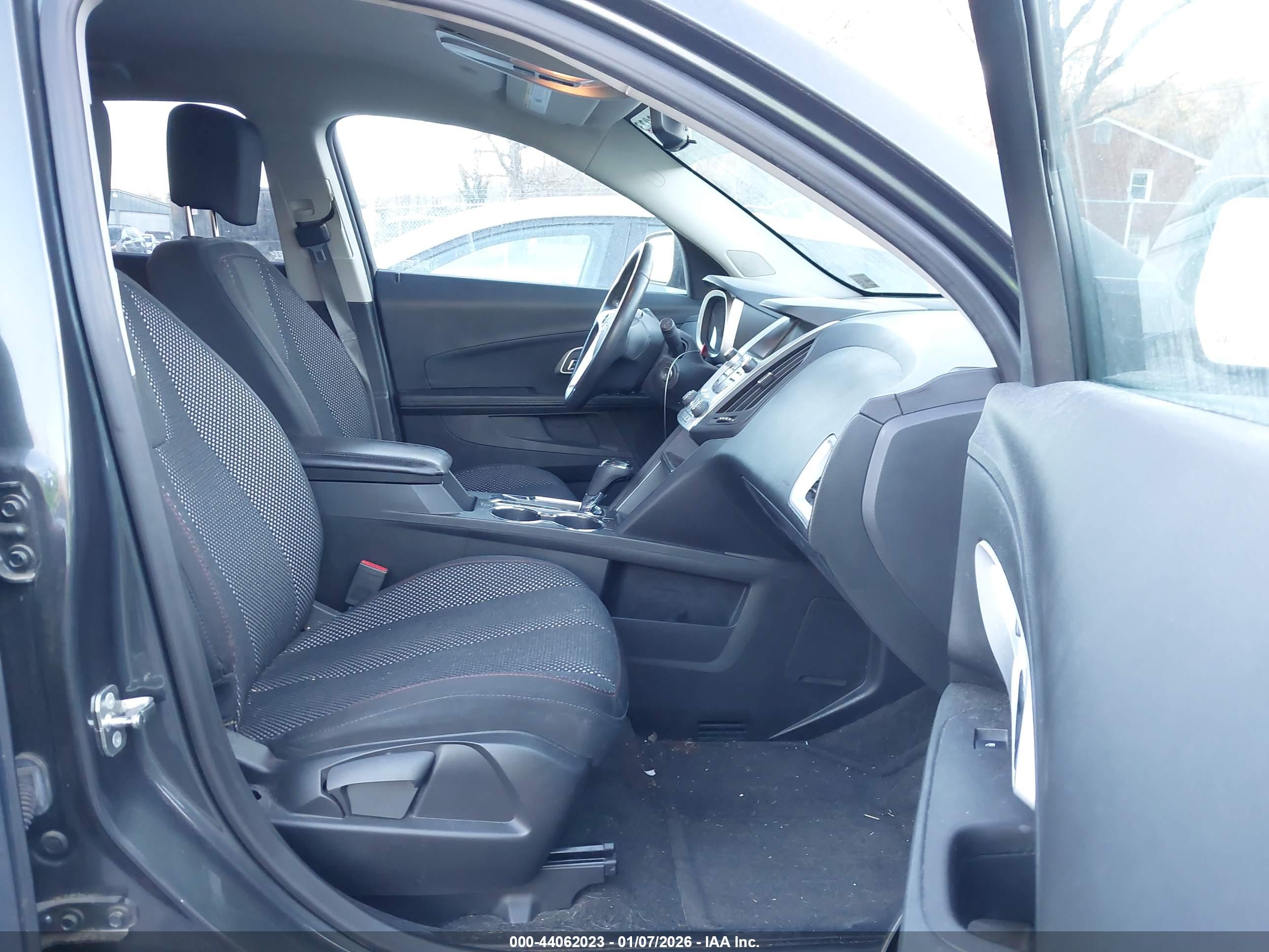 CHEVROLET EQUINOX image 5