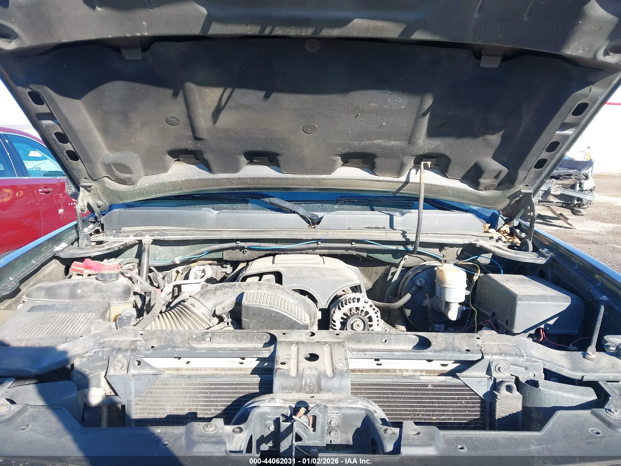 CHEVROLET SILVERADO image 10