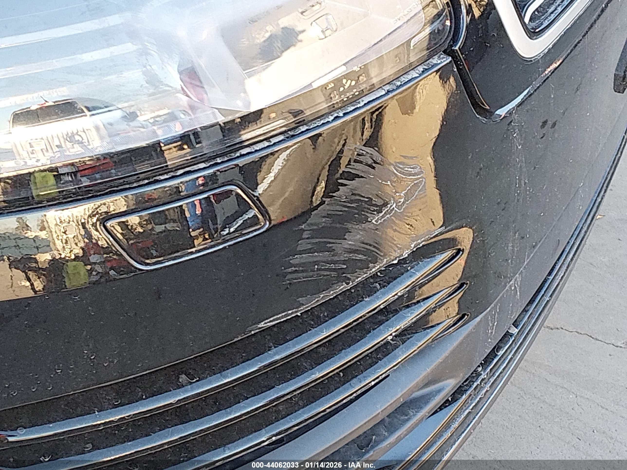 LAND ROVER image 6