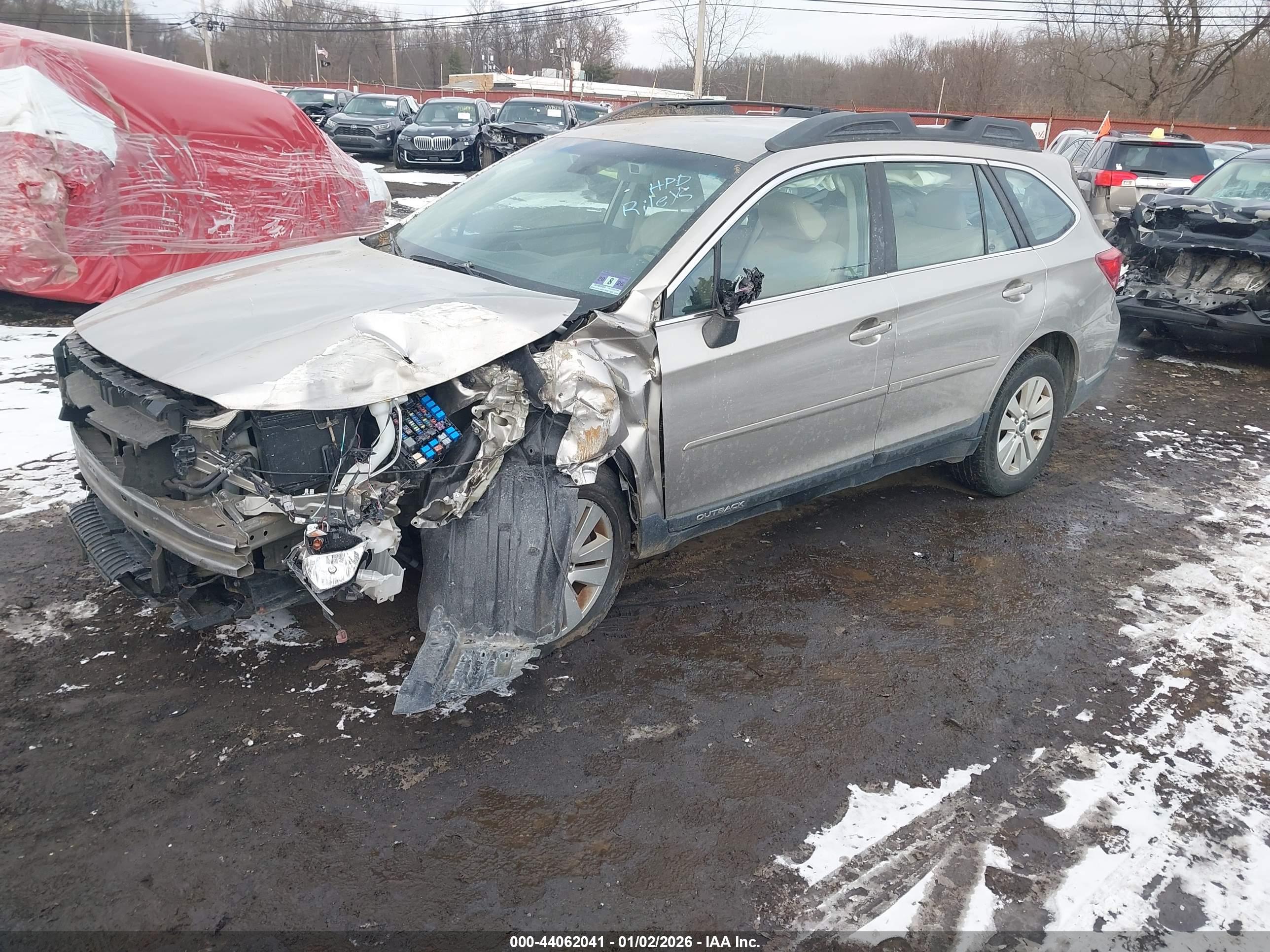 SUBARU OUTBACK image 2