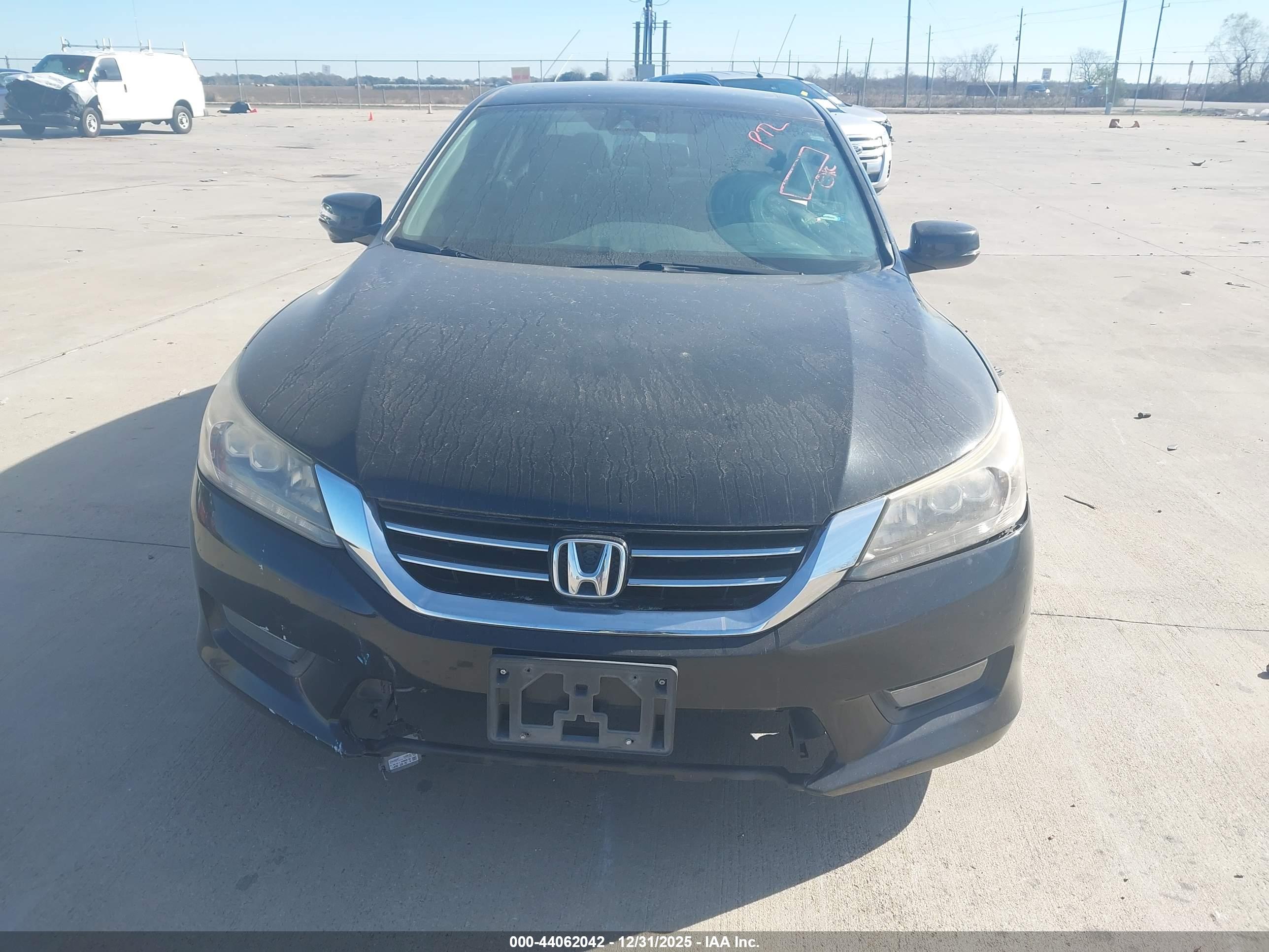 HONDA ACCORD image 6
