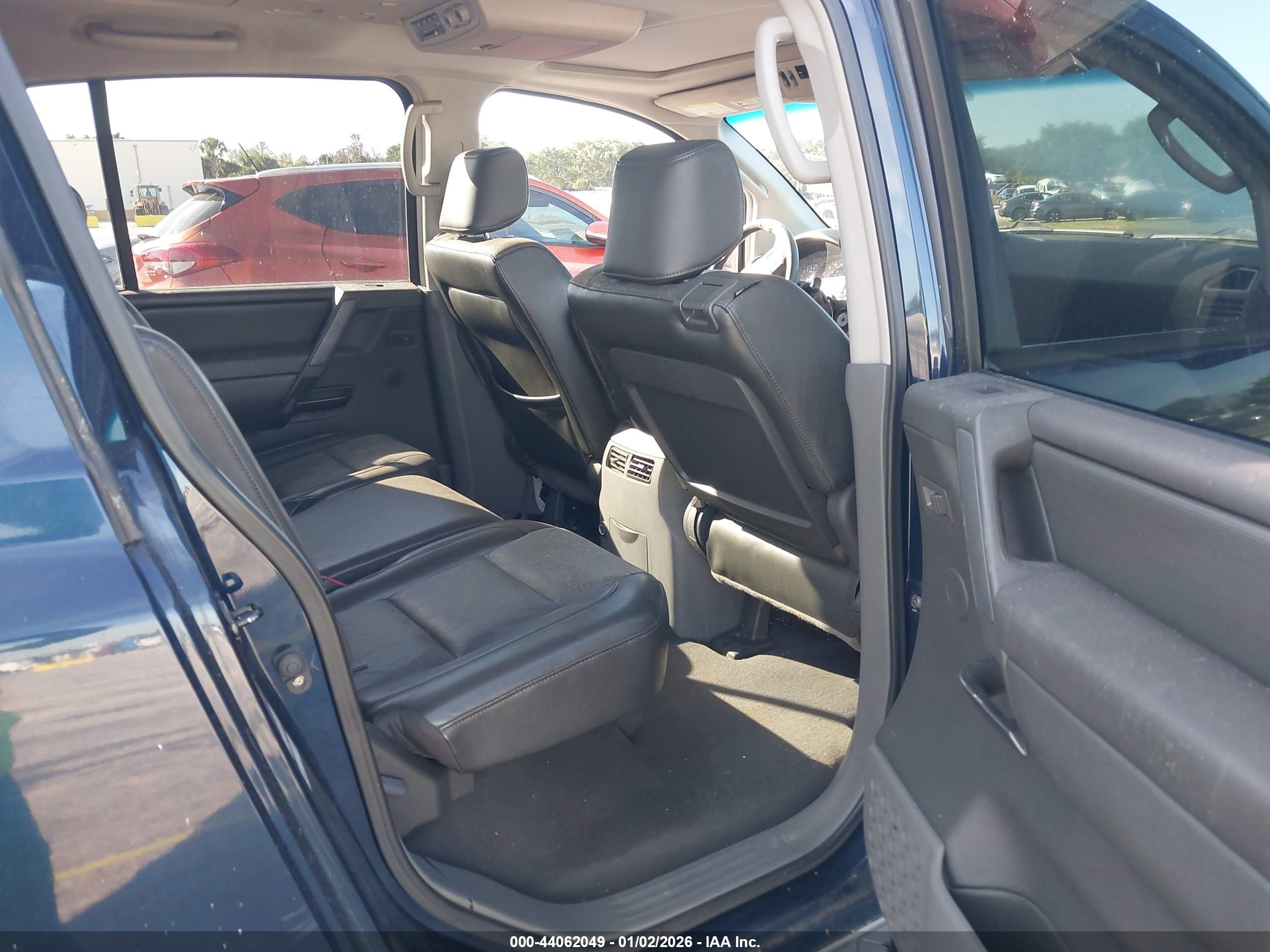 NISSAN ARMADA image 8