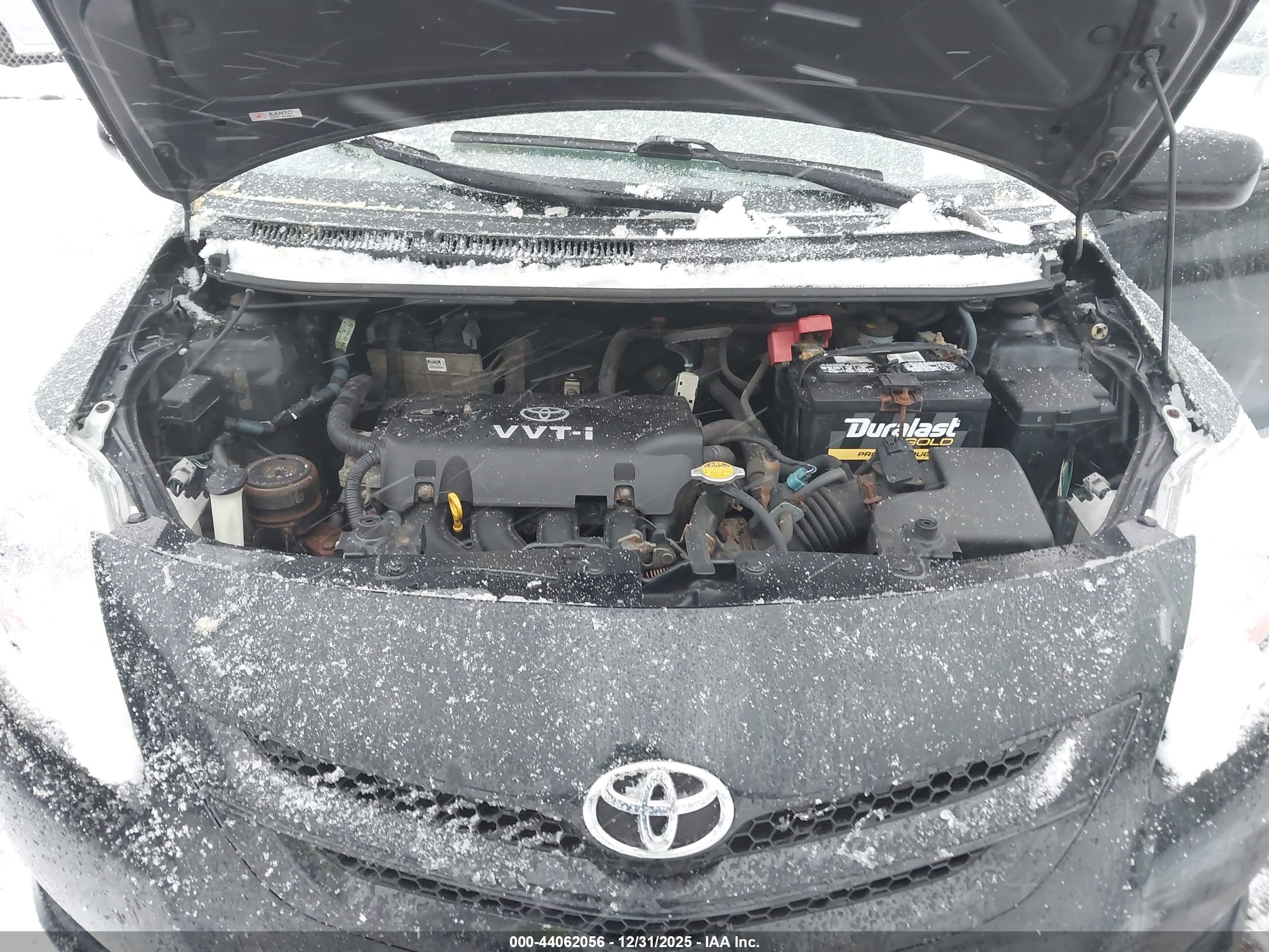 TOYOTA YARIS image 10