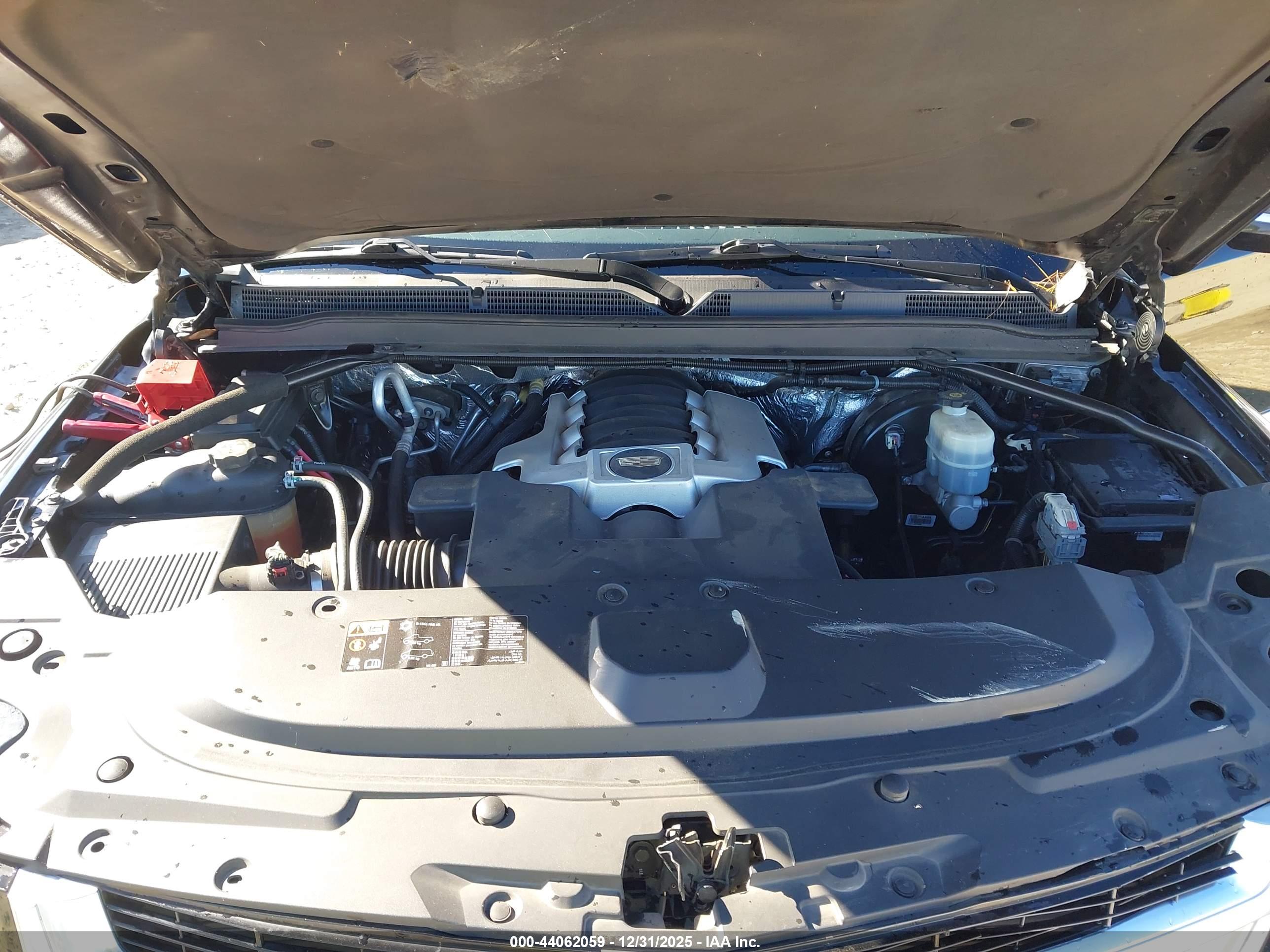 CADILLAC ESCALADE image 10
