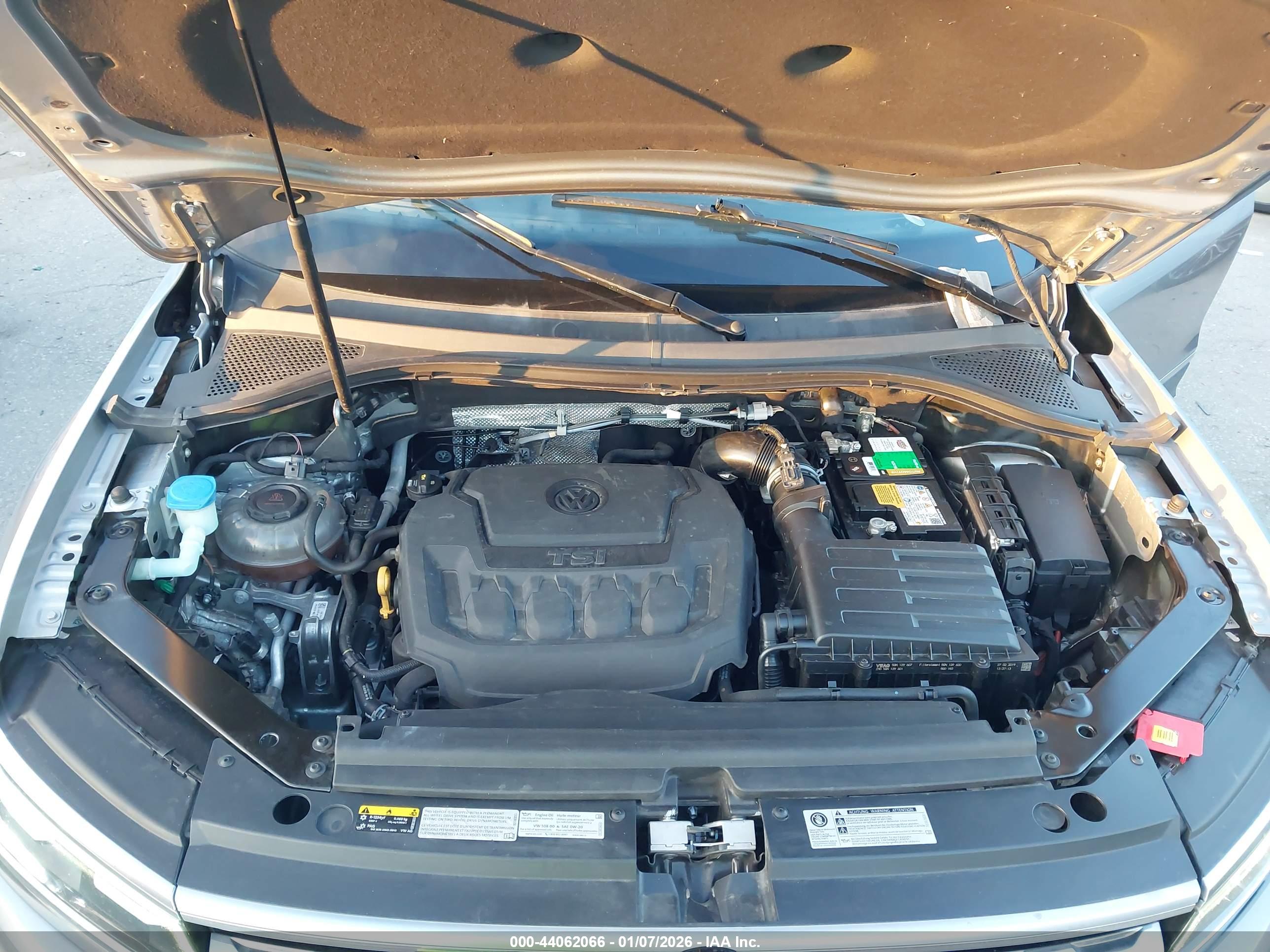 VOLKSWAGEN TIGUAN image 10