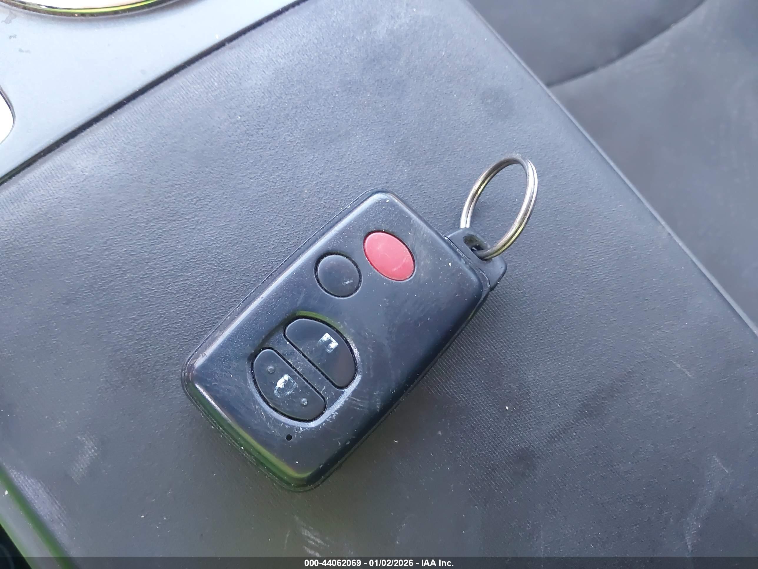 TOYOTA PRIUS image 11