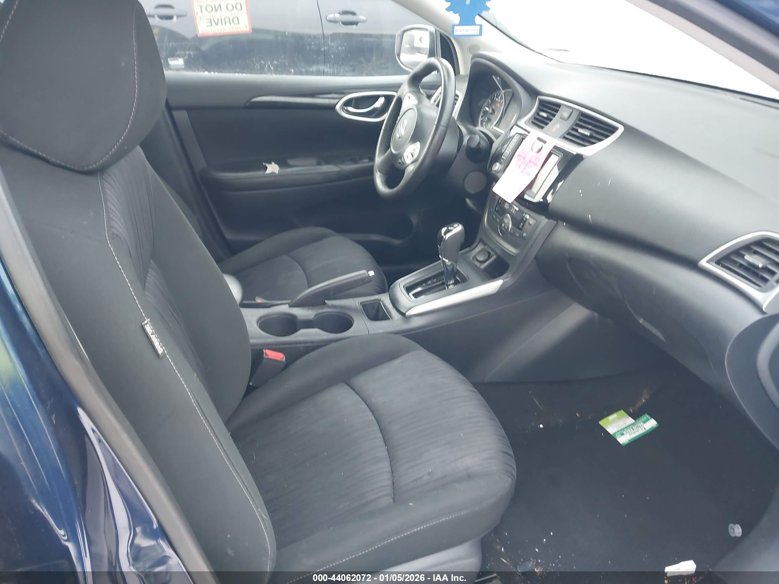 NISSAN SENTRA image 5