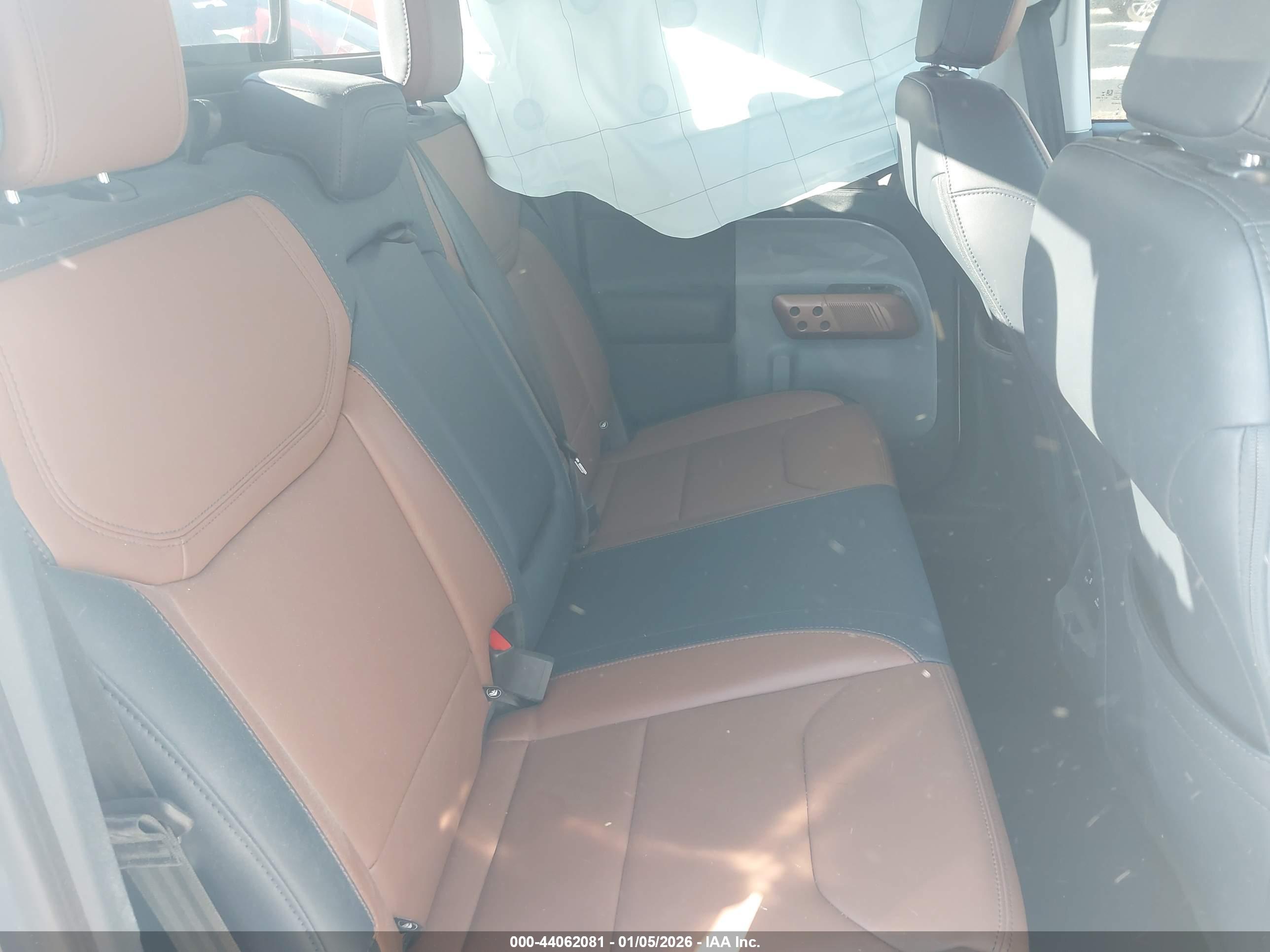 FORD MAVERICK image 8