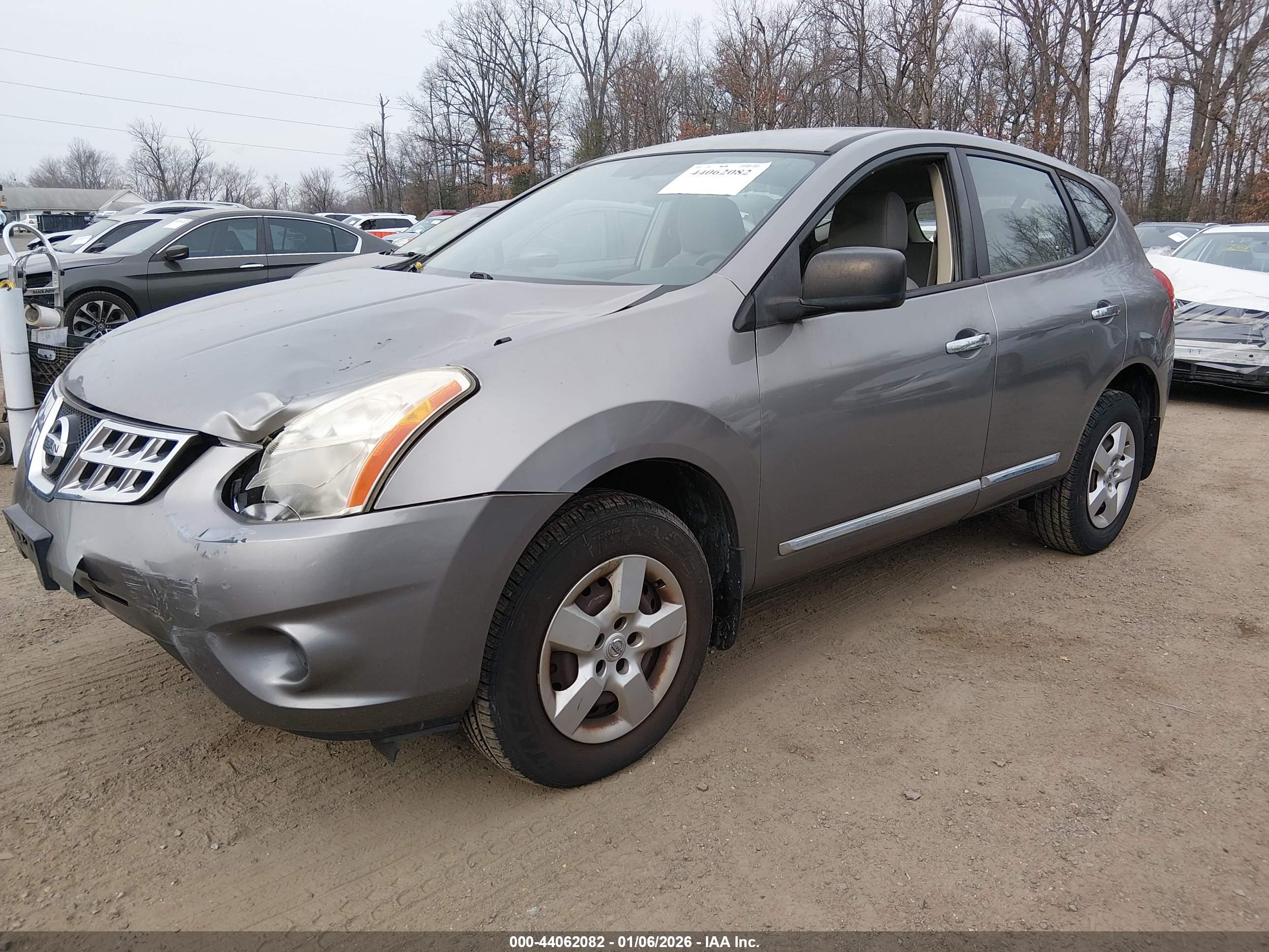 NISSAN ROGUE image 2