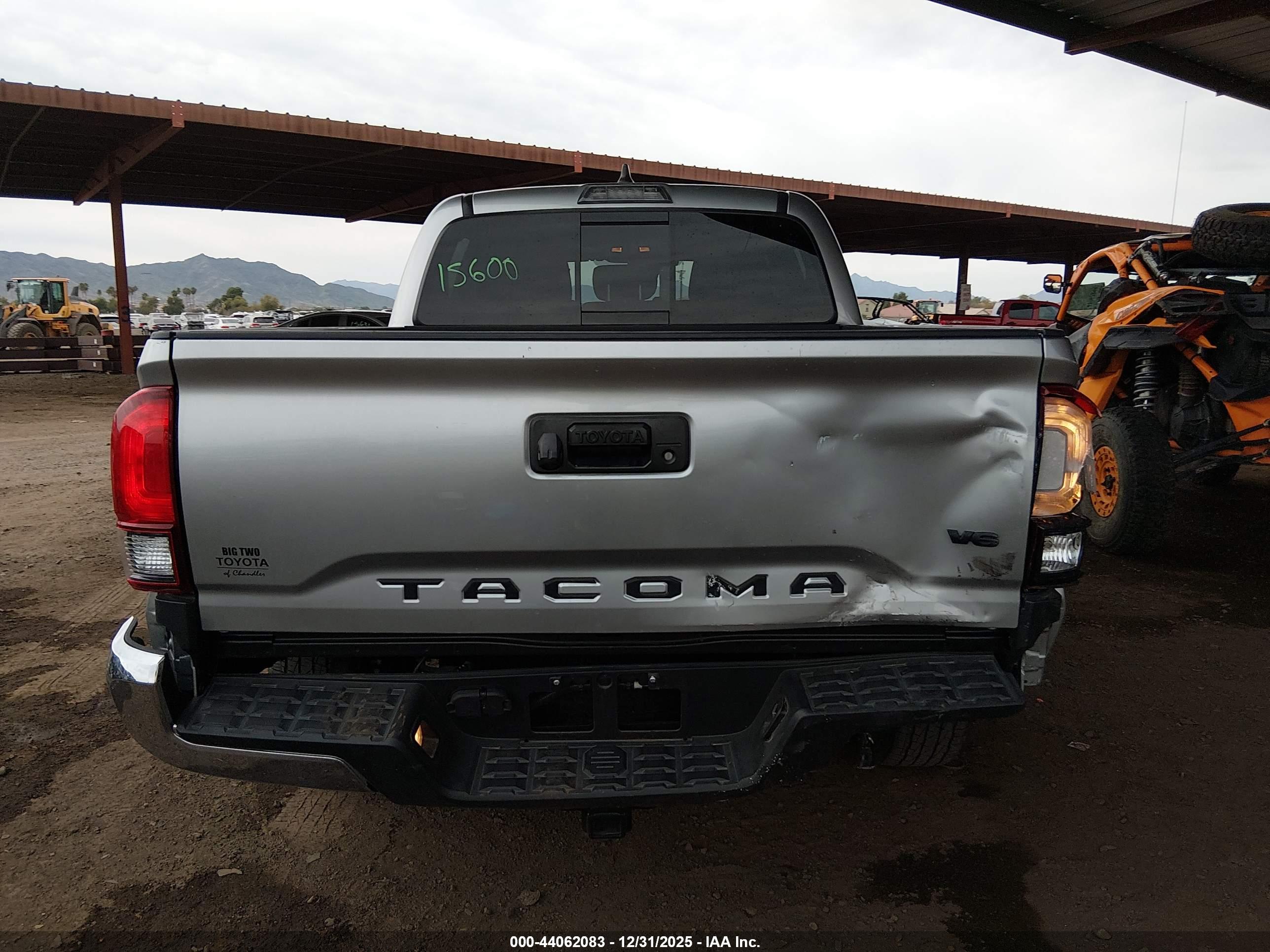 TOYOTA TACOMA image 6