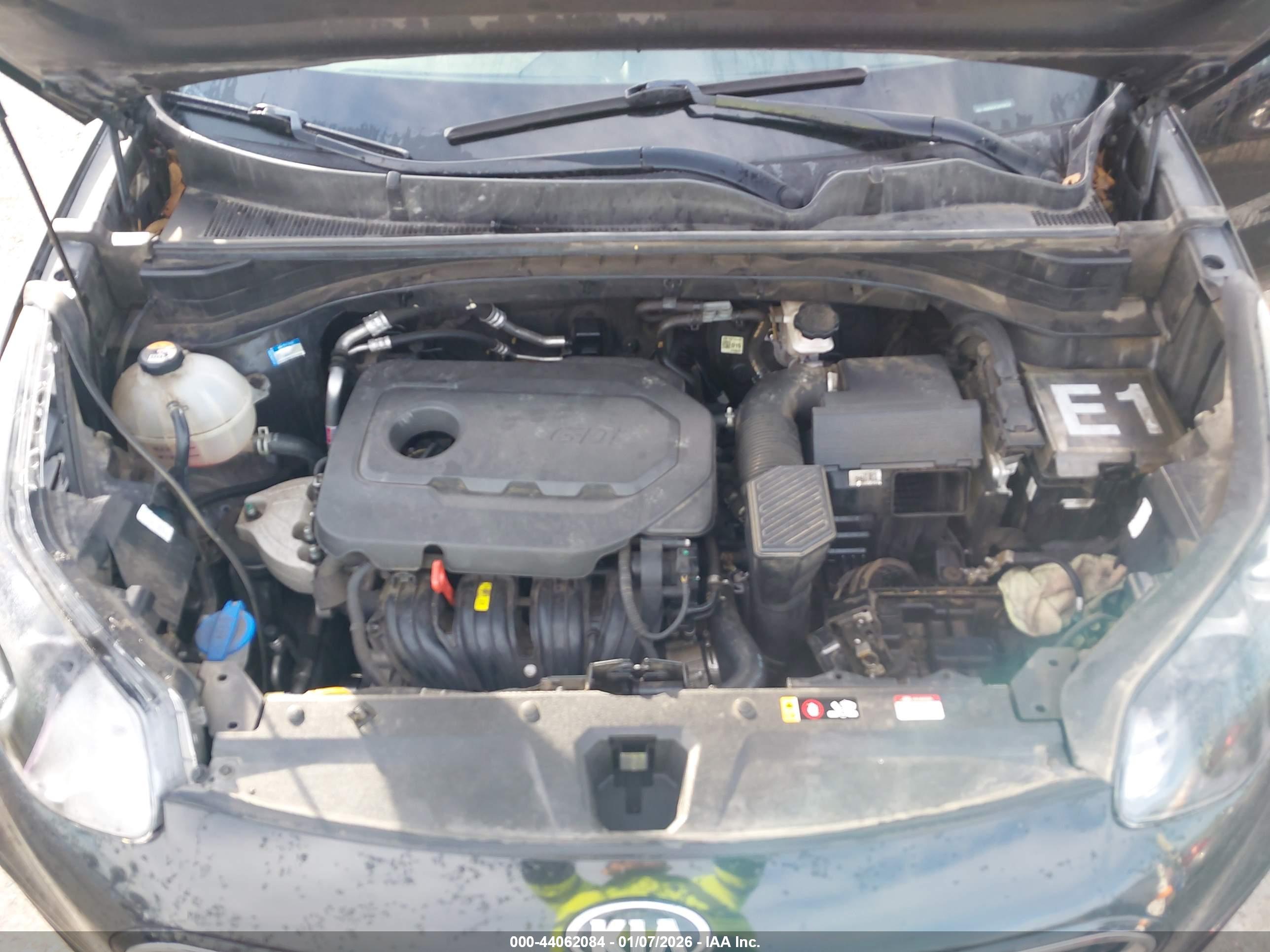 KIA SPORTAGE image 10