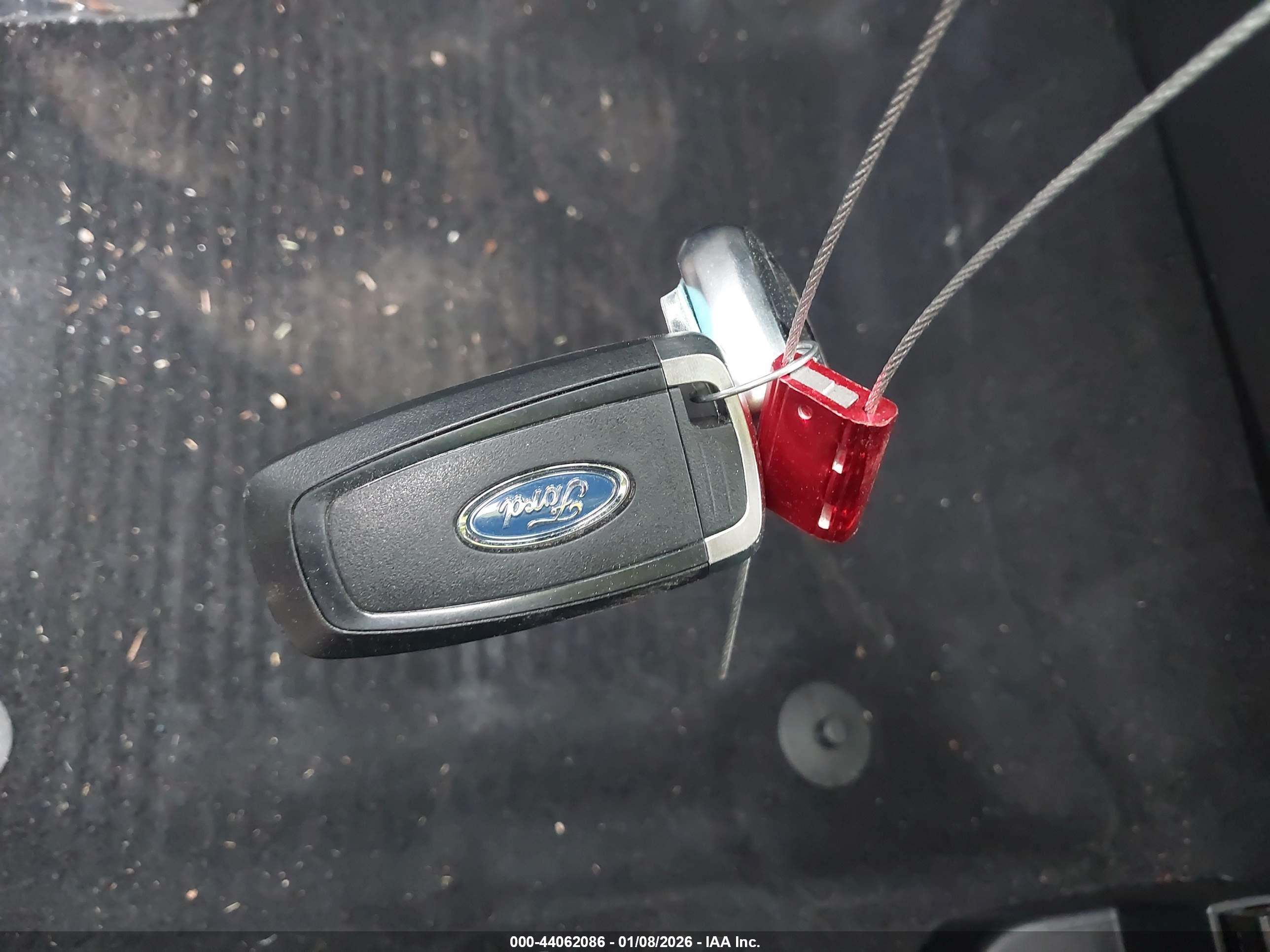 FORD ESCAPE image 11