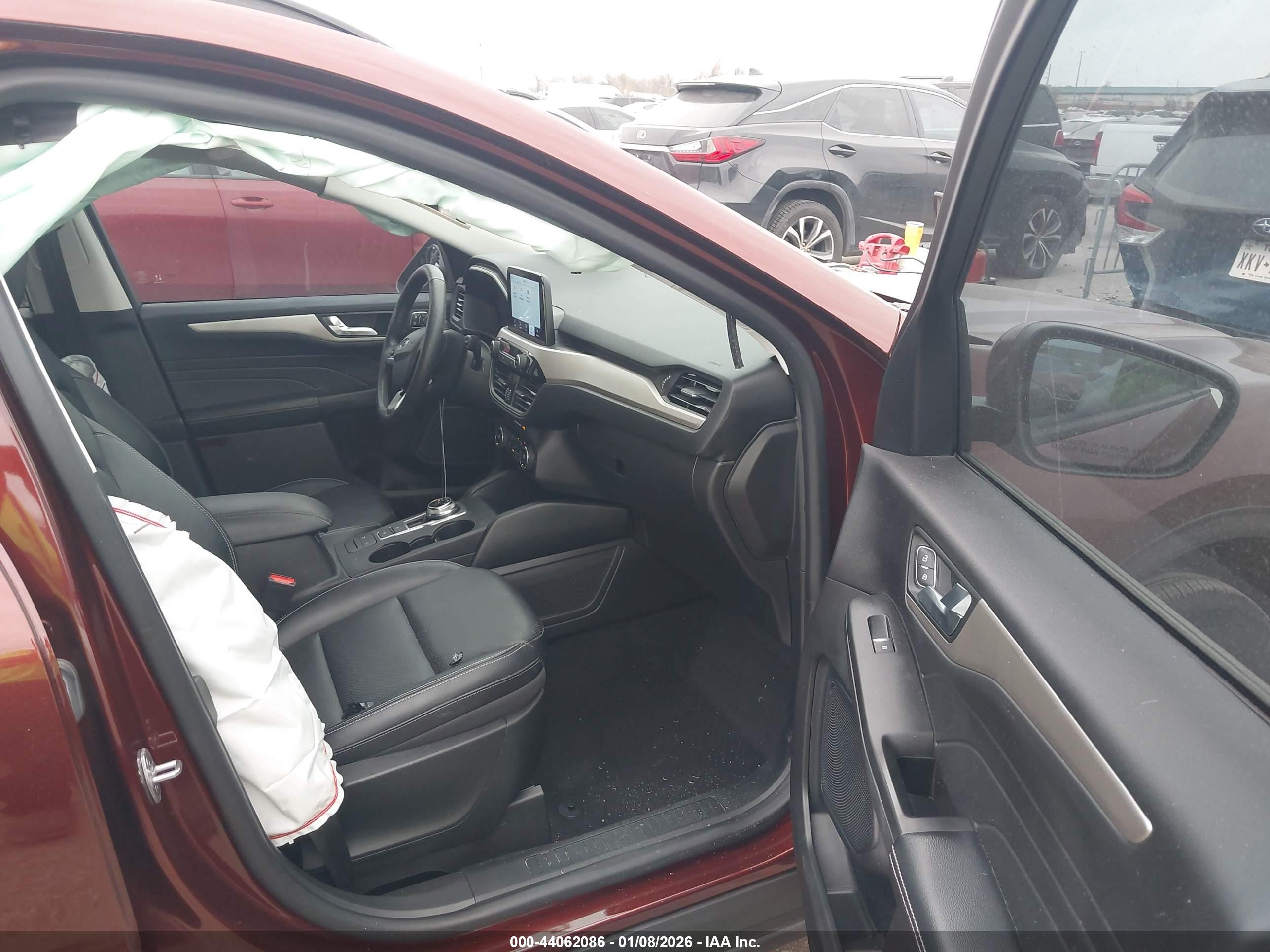 FORD ESCAPE image 5