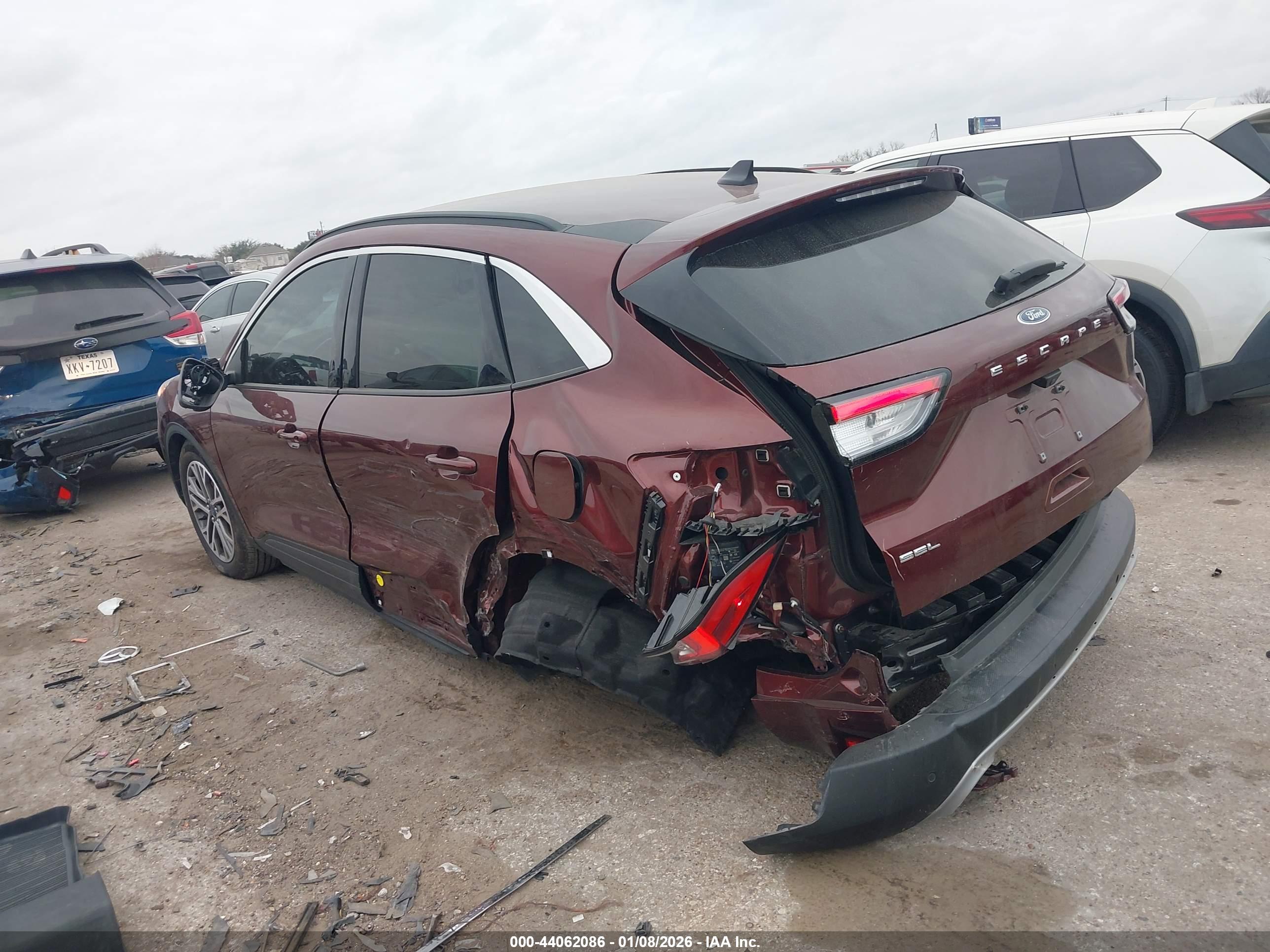 FORD ESCAPE image 6