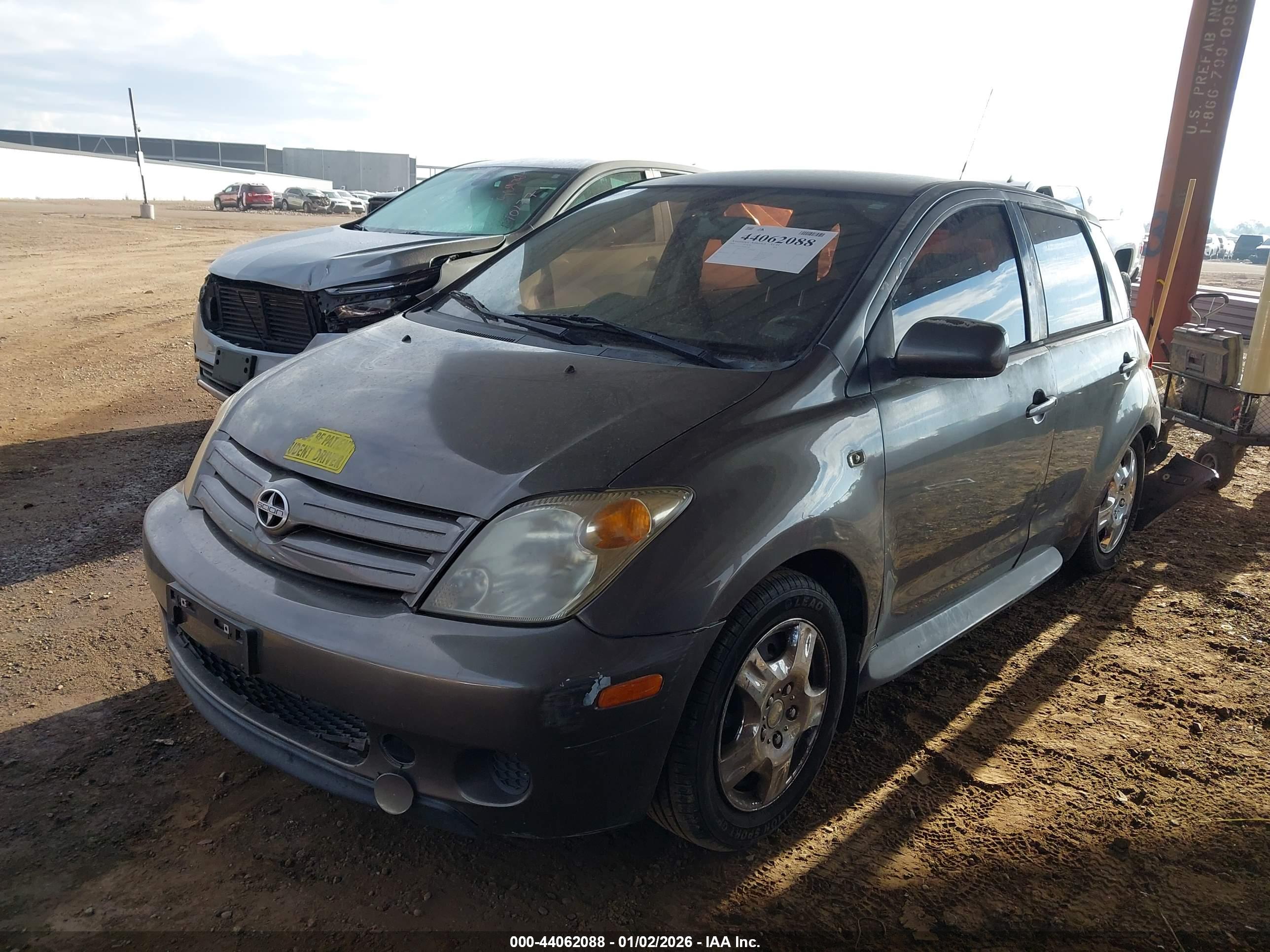 SCION XA image 2