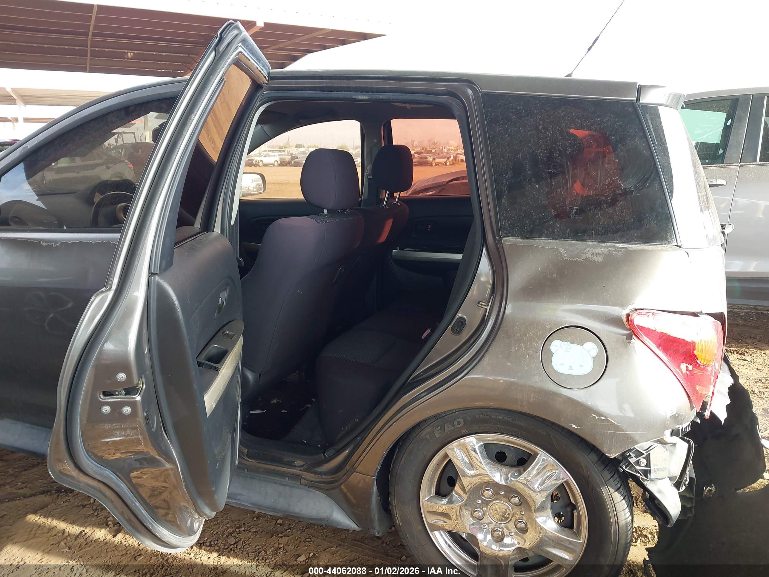 SCION XA image 8