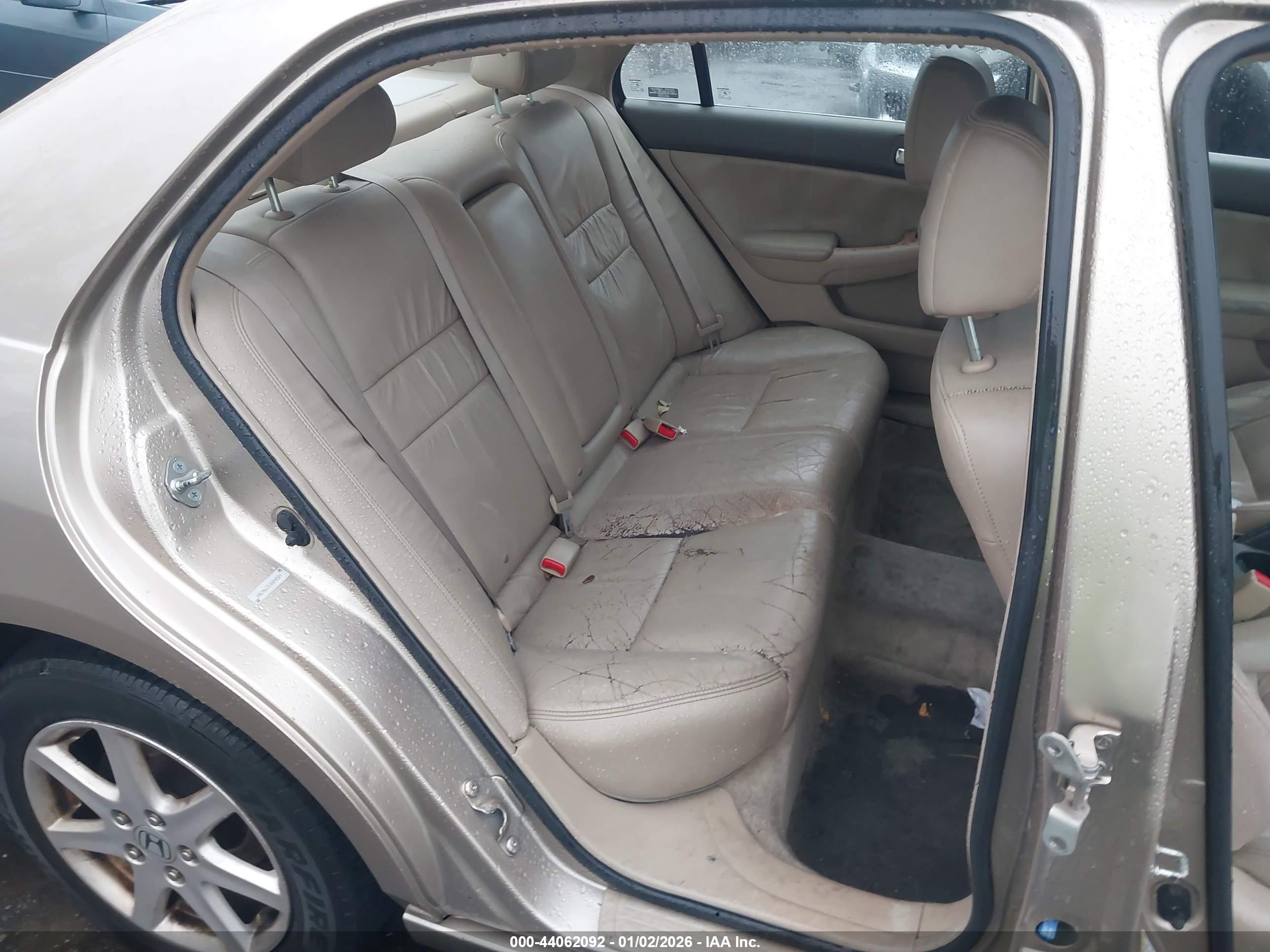 HONDA ACCORD image 8