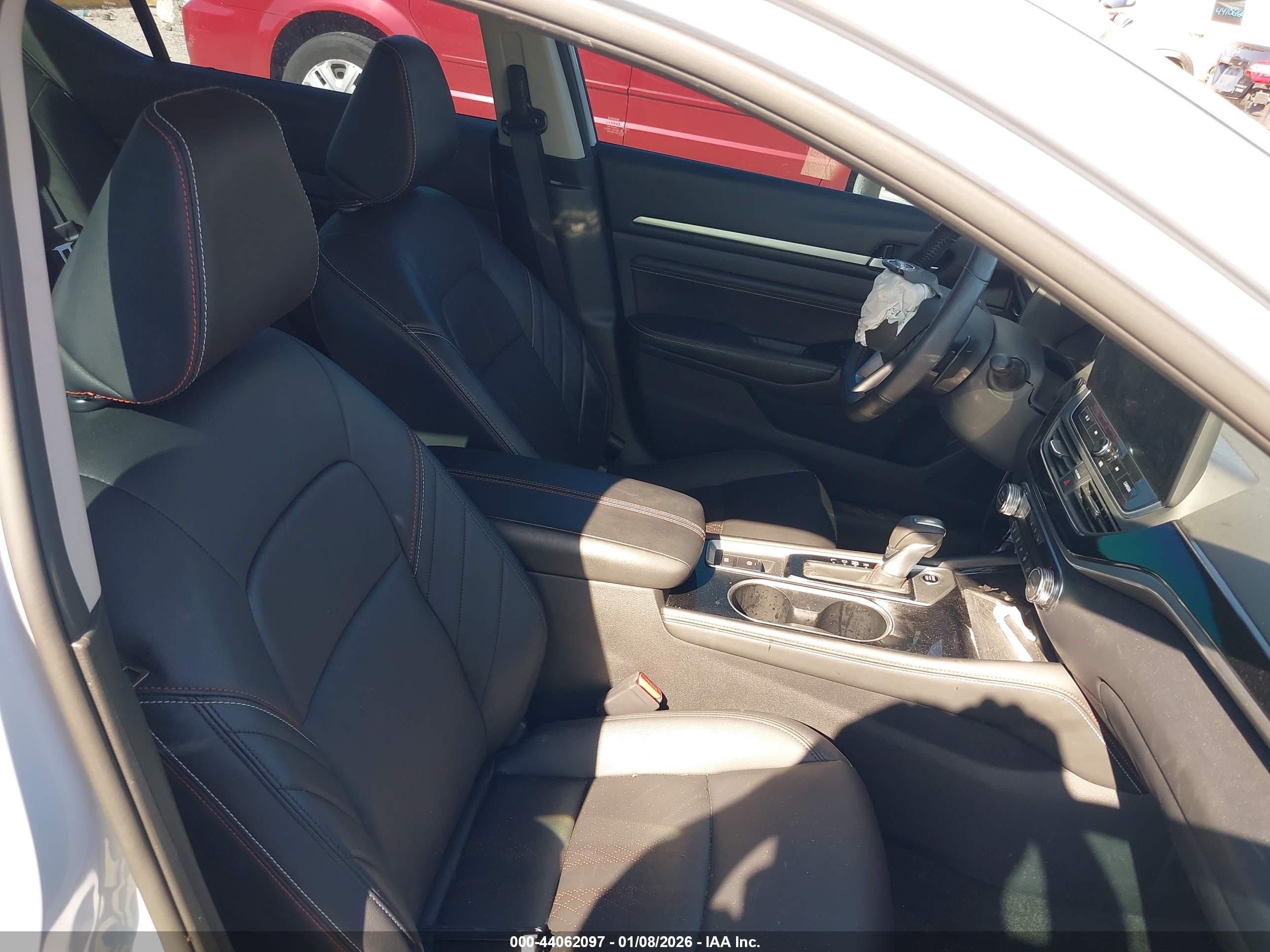 NISSAN ALTIMA image 5