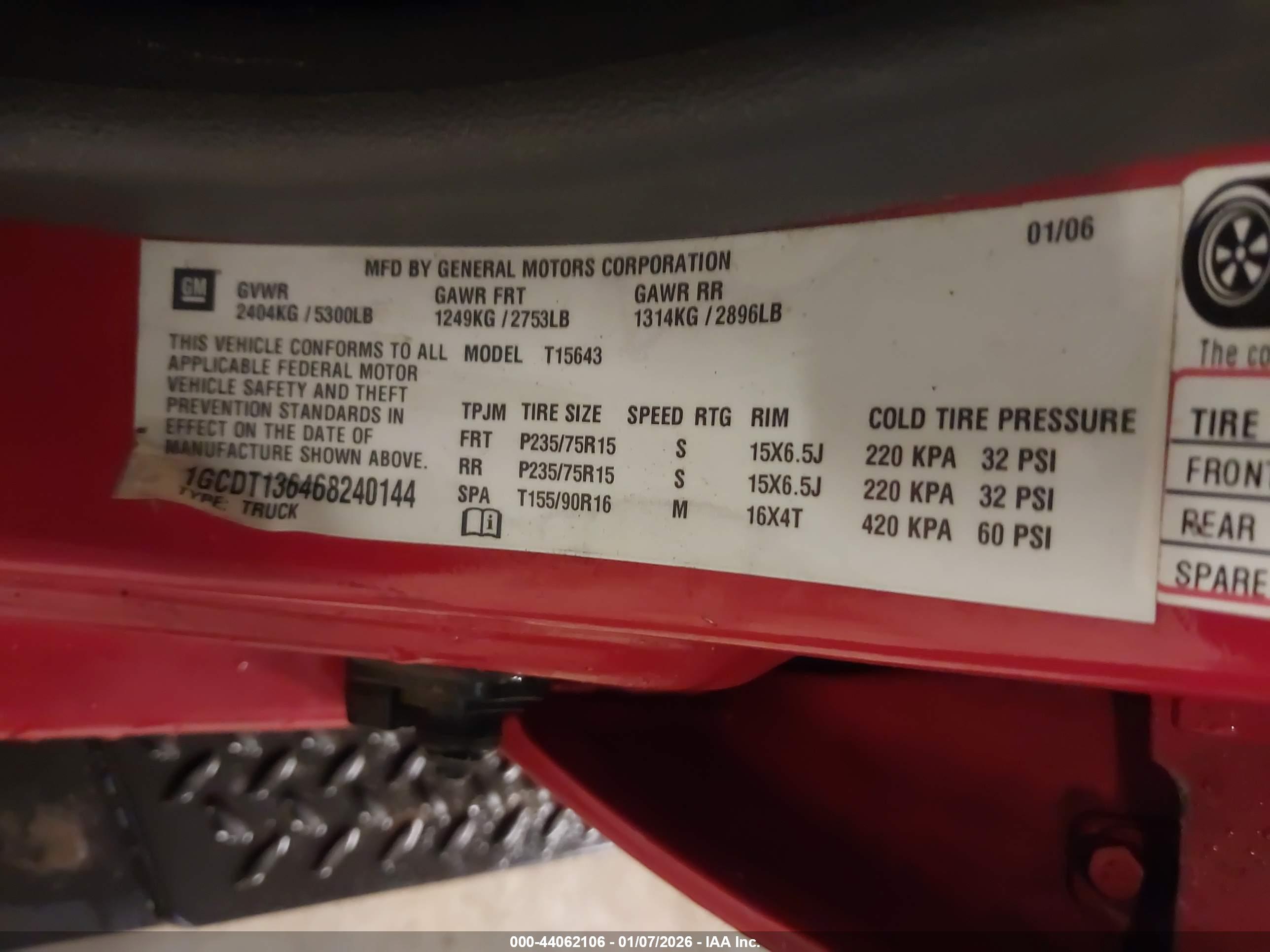 CHEVROLET COLORADO image 9