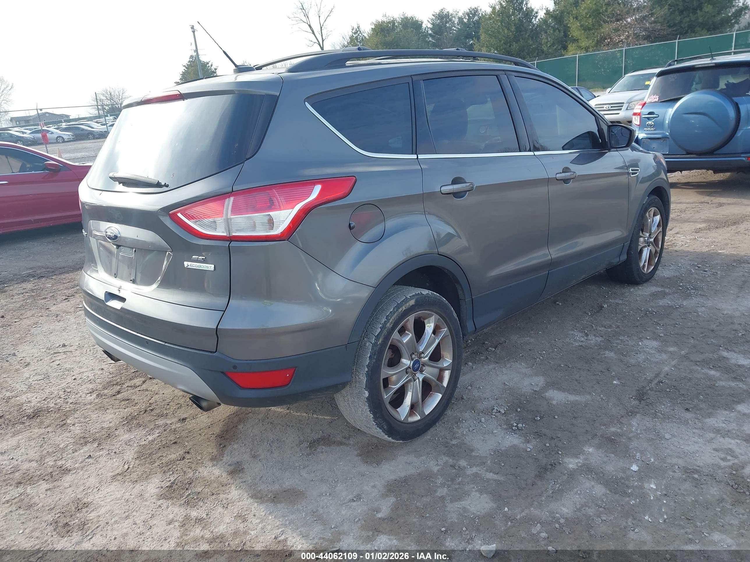FORD ESCAPE image 4