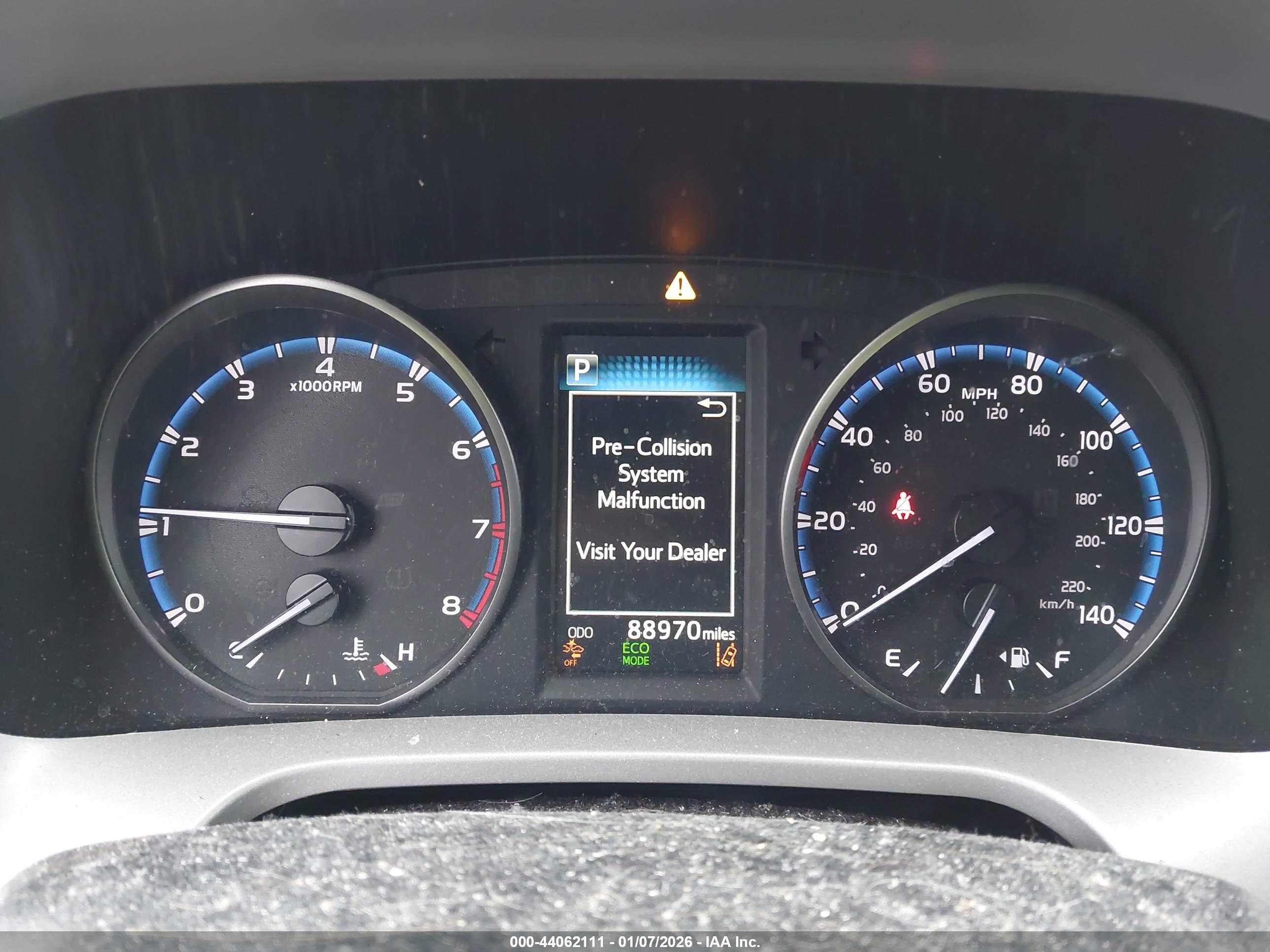 TOYOTA RAV4 image 7