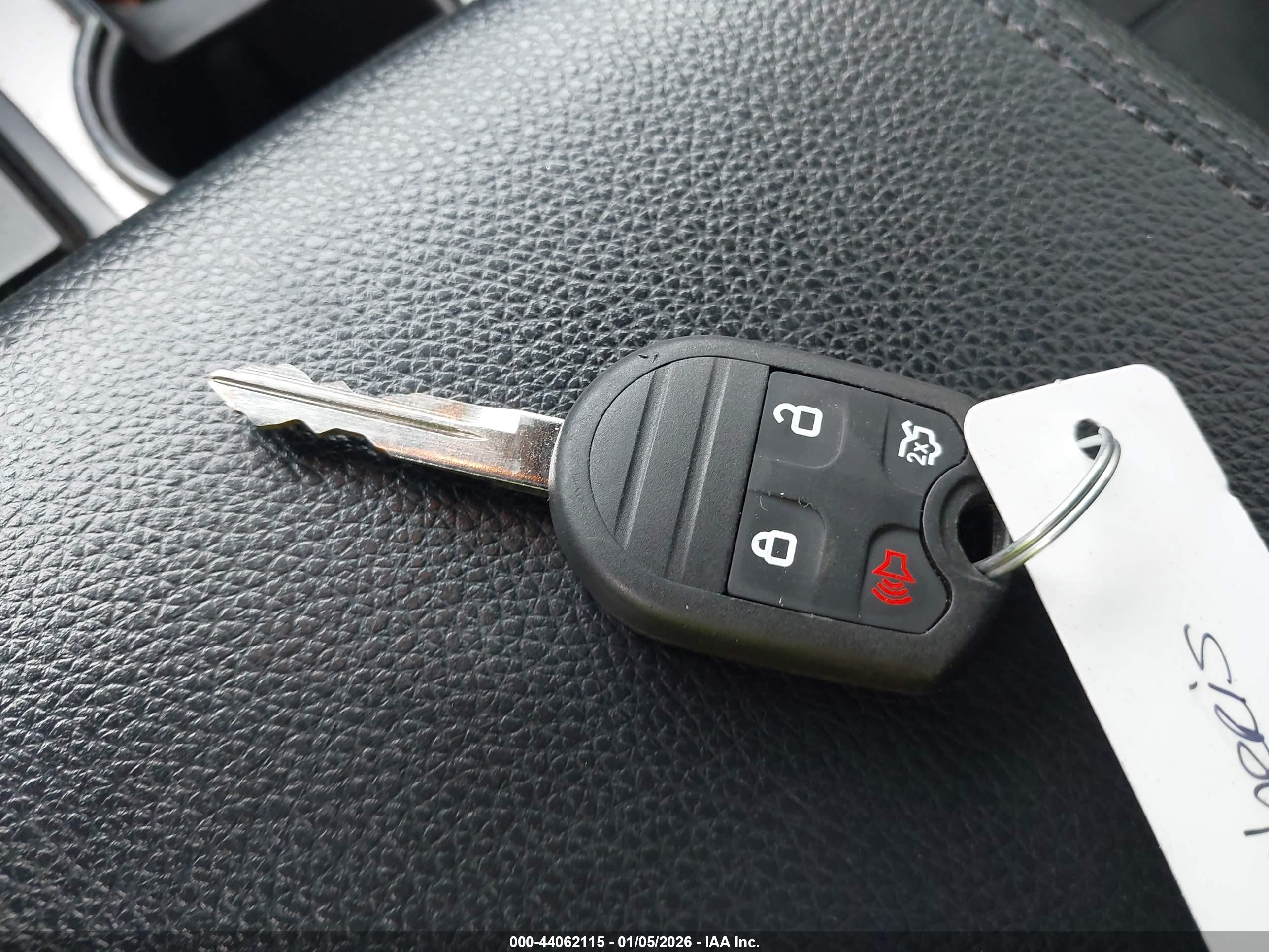 FORD EXPEDITION image 11