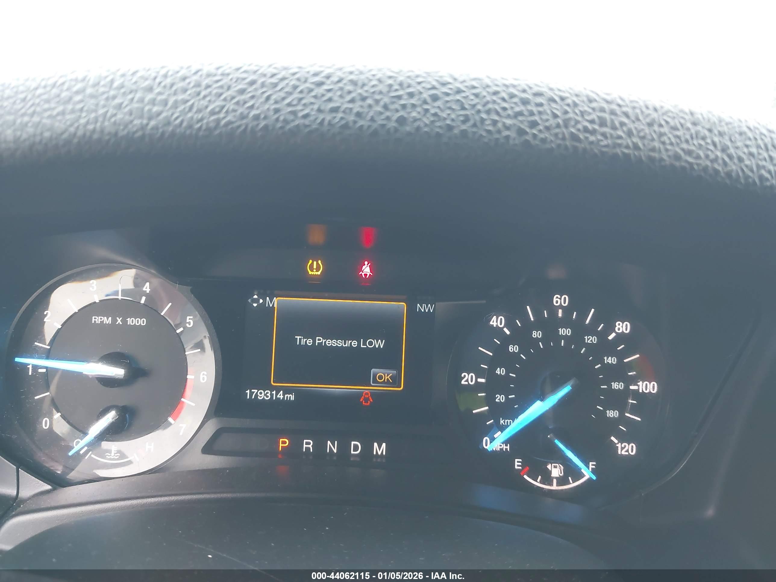 FORD EXPEDITION image 7