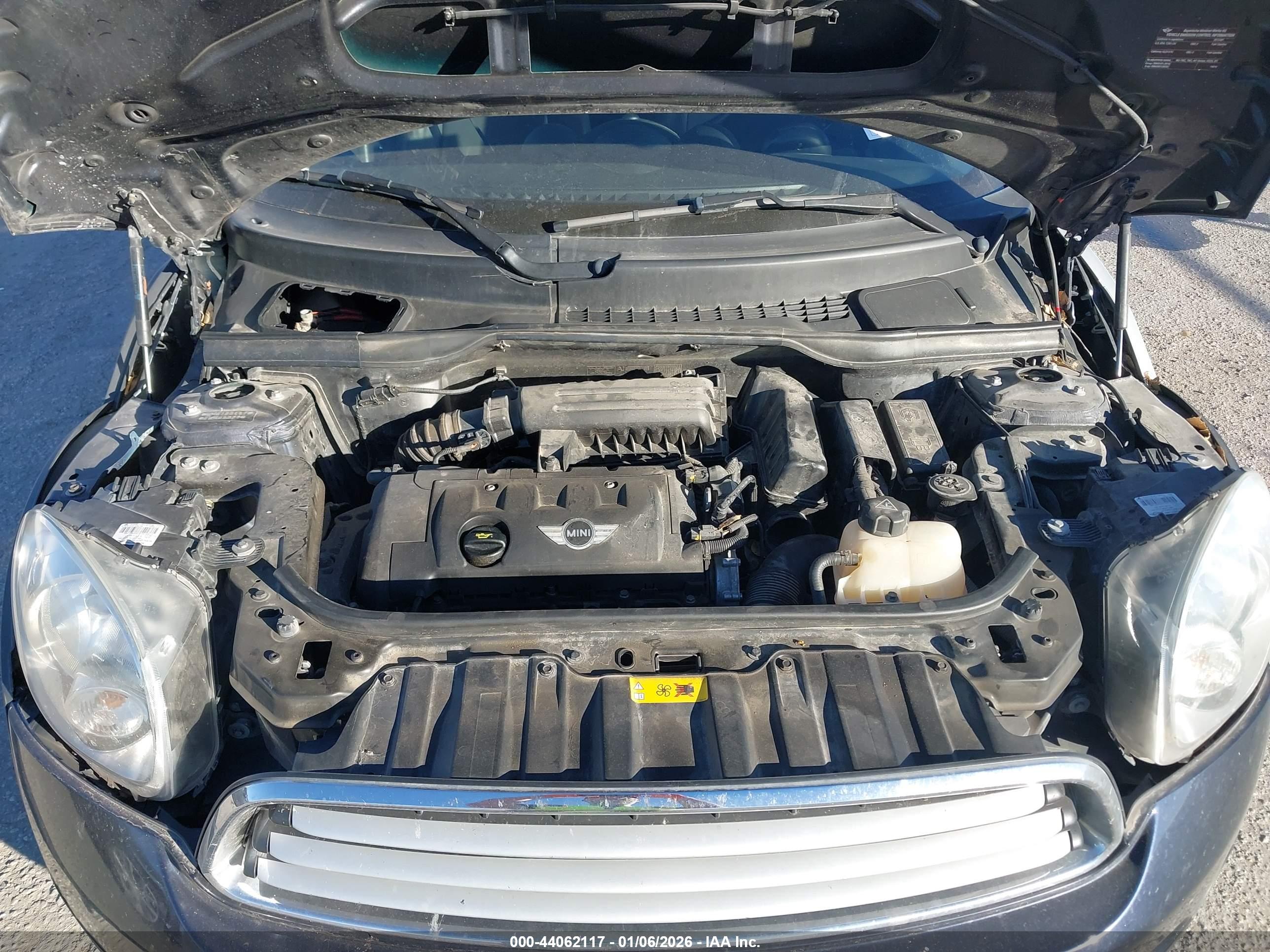 MINI COUNTRYMAN image 10