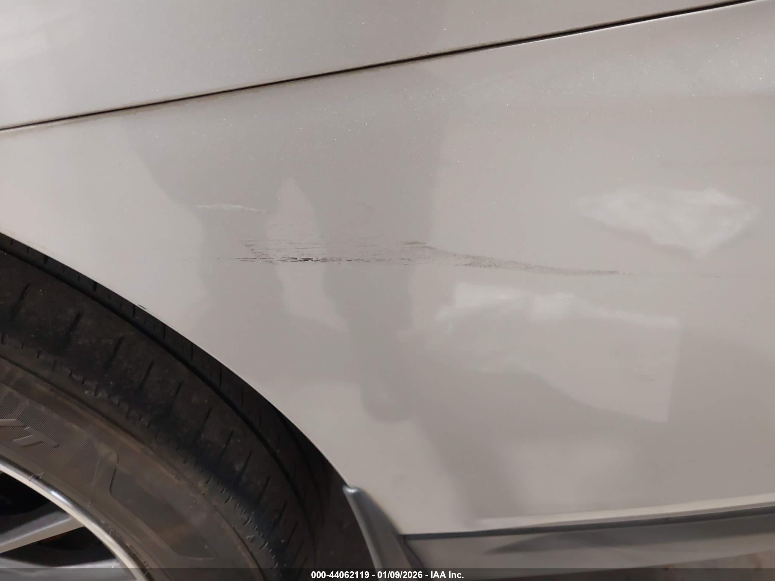 NISSAN PATHFINDER image 6