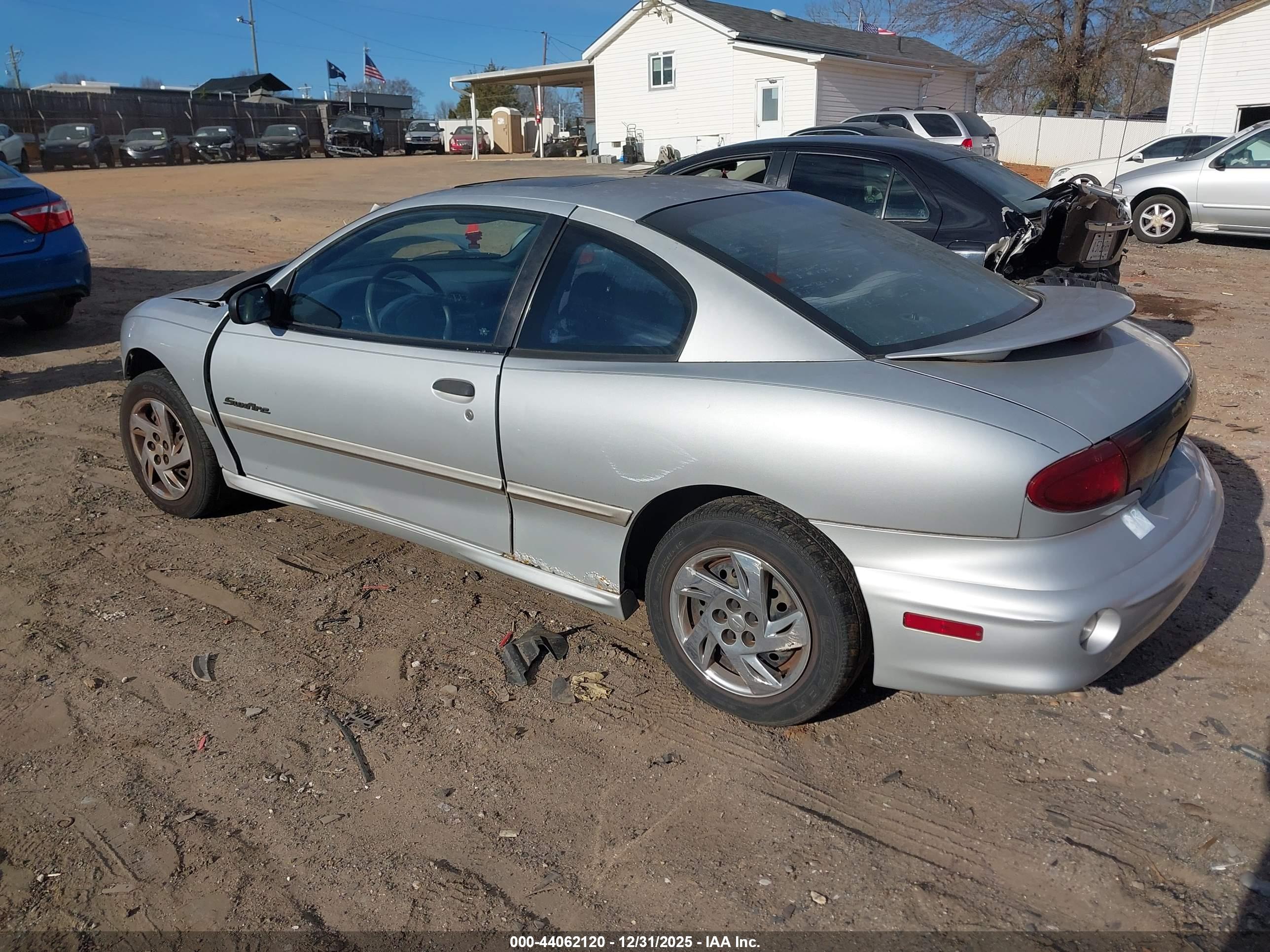 PONTIAC SUNFIRE image 3