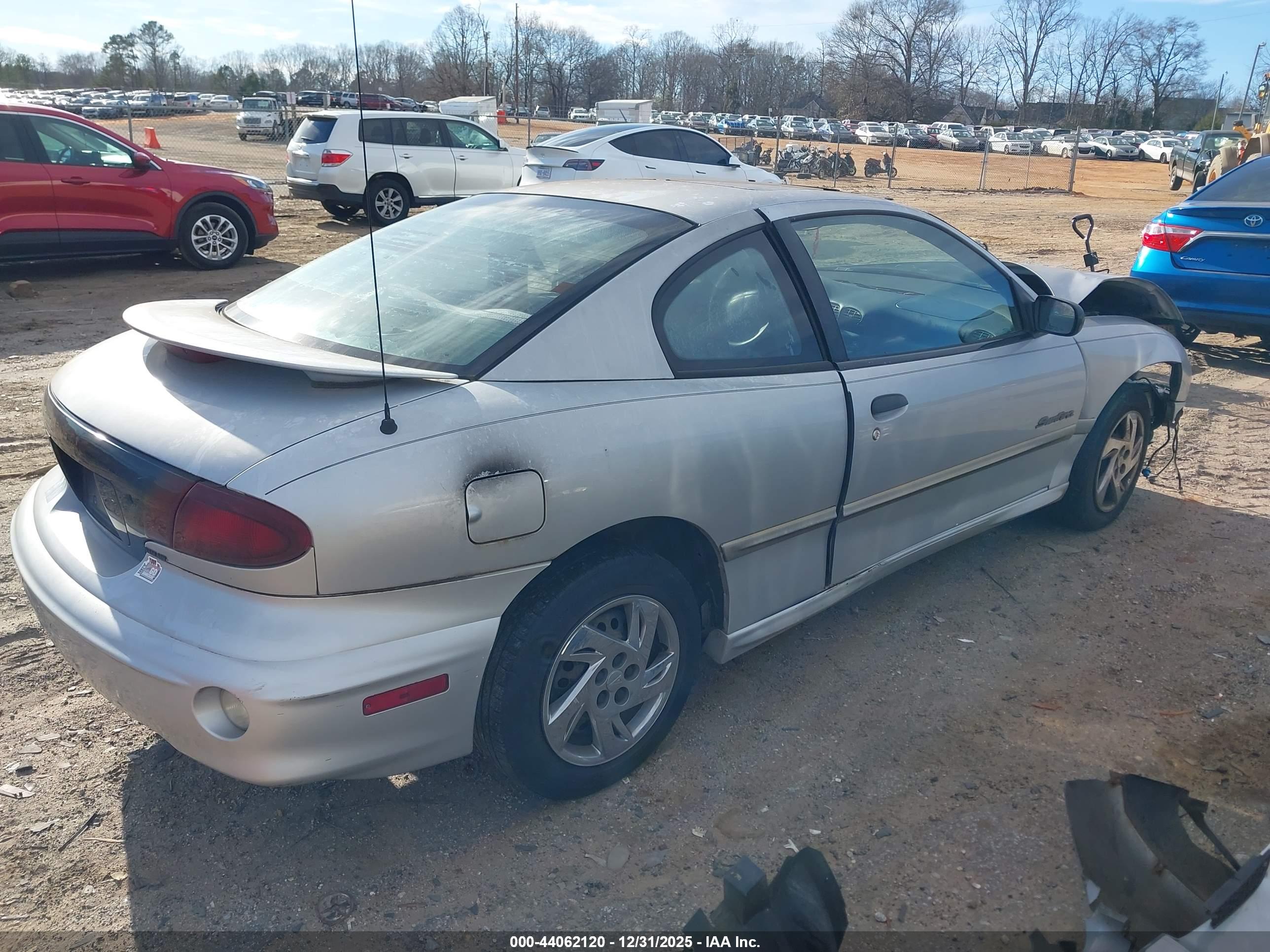 PONTIAC SUNFIRE image 4