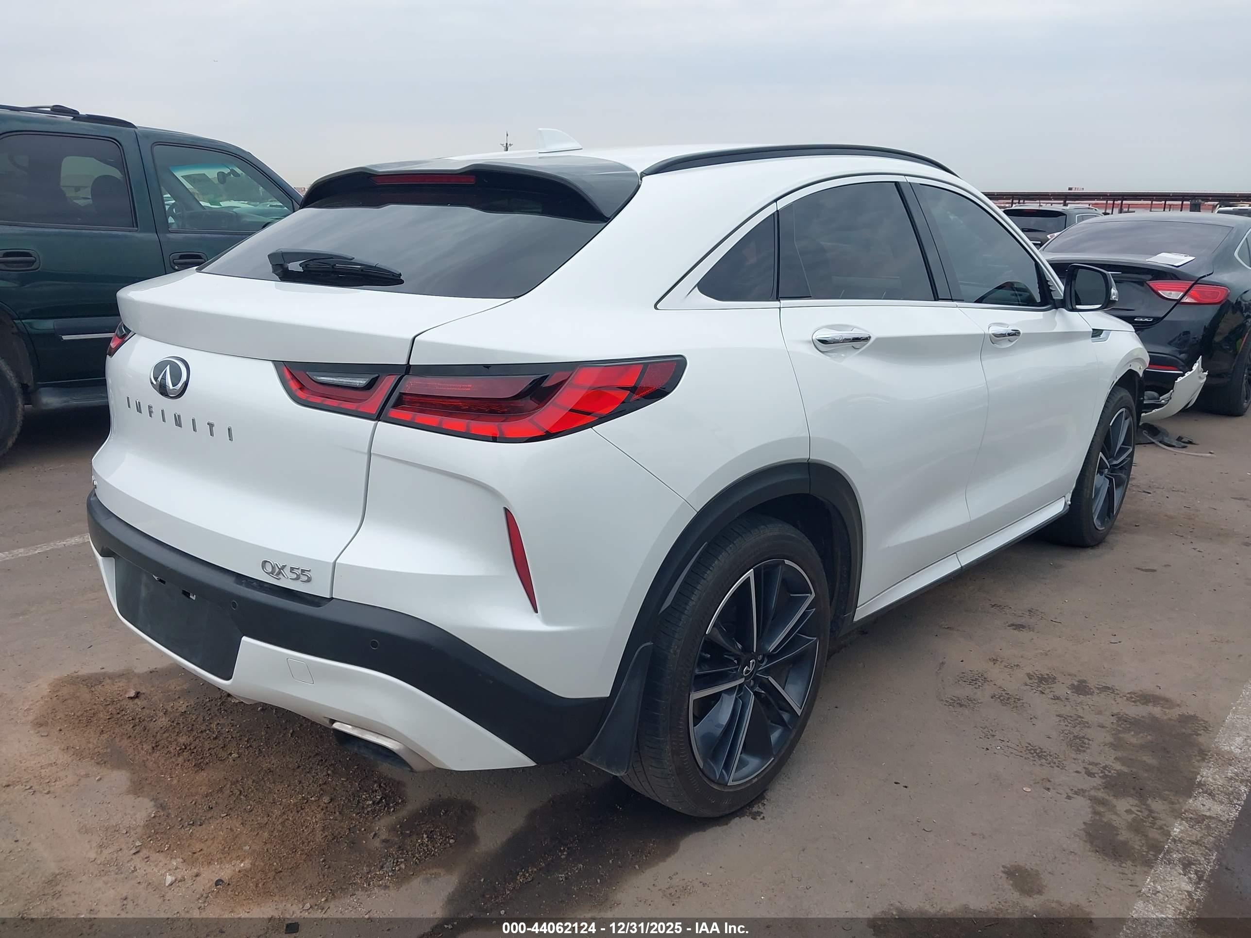 INFINITI QX55 image 4