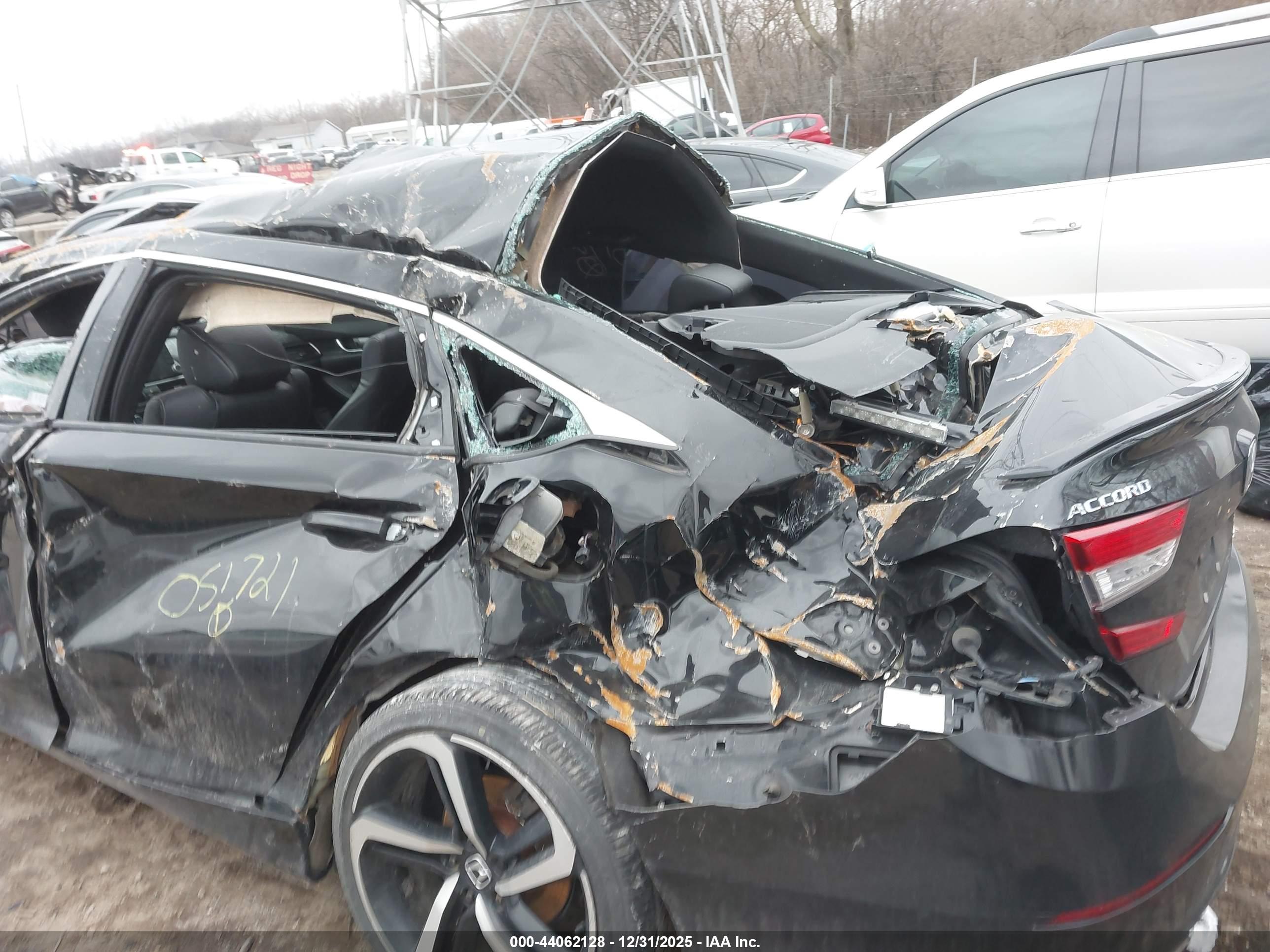 HONDA ACCORD image 6