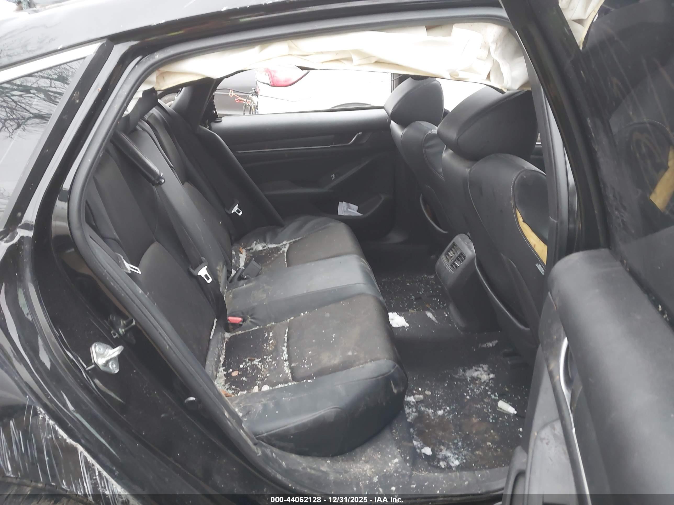 HONDA ACCORD image 8
