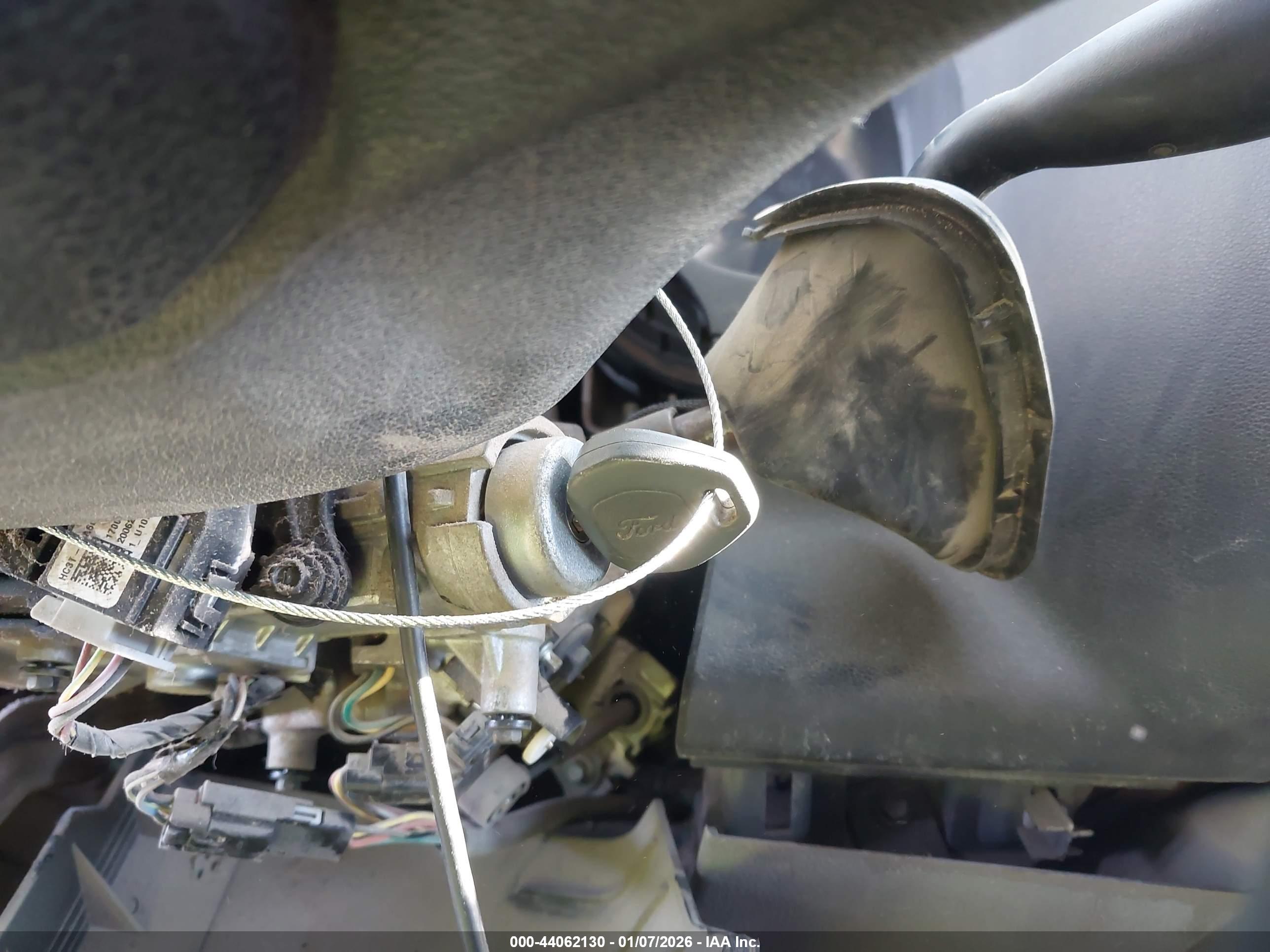 FORD E-350 image 11