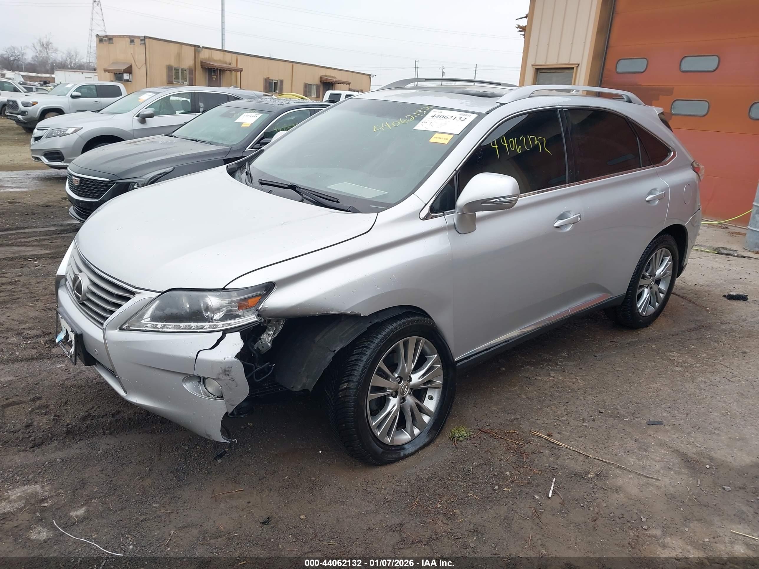 LEXUS RX image 2